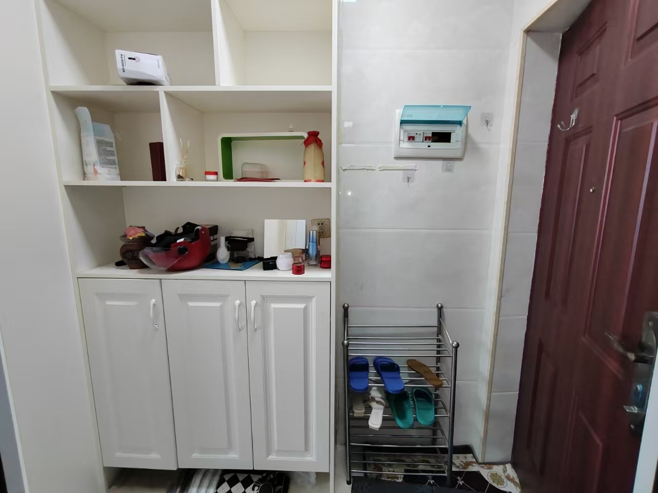 领秀资江 1室1厅1卫 1200.0元/月 领秀资江 1室1厅1卫 1200.0元/月室内图