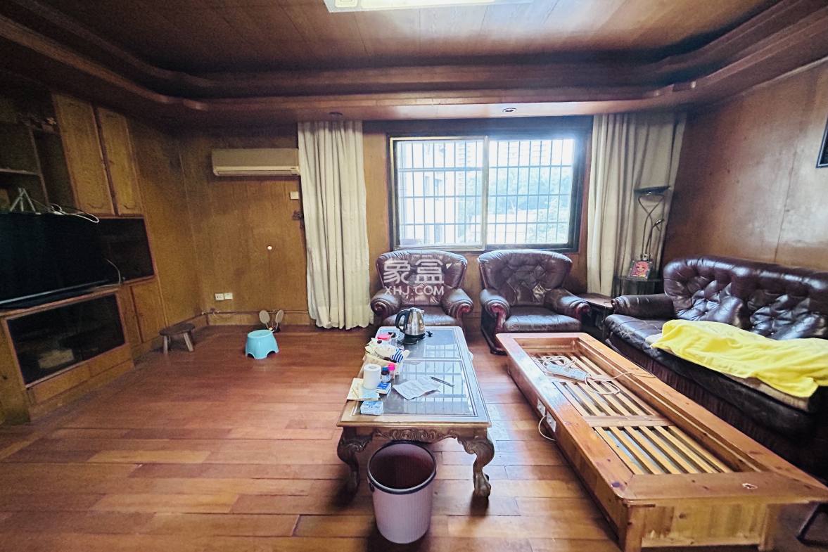 虎形山社区 3室2厅1卫 30.8万 虎形山社区 3室2厅1卫 30.8万室内图