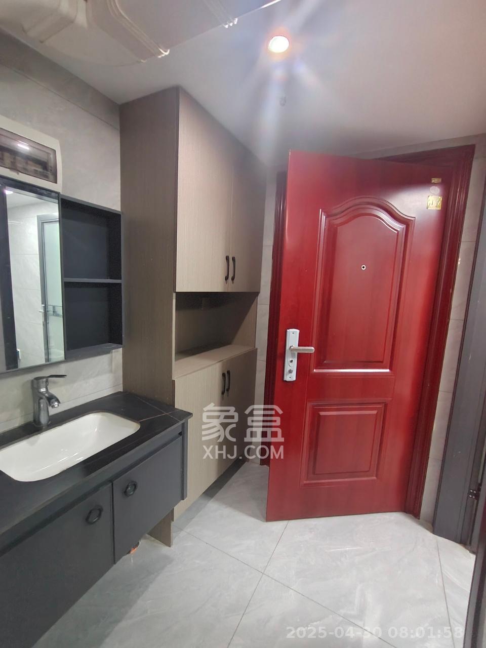 东方美地 2室2厅1卫 1800.0元/月 东方美地 2室2厅1卫 1800.0元/月室内图