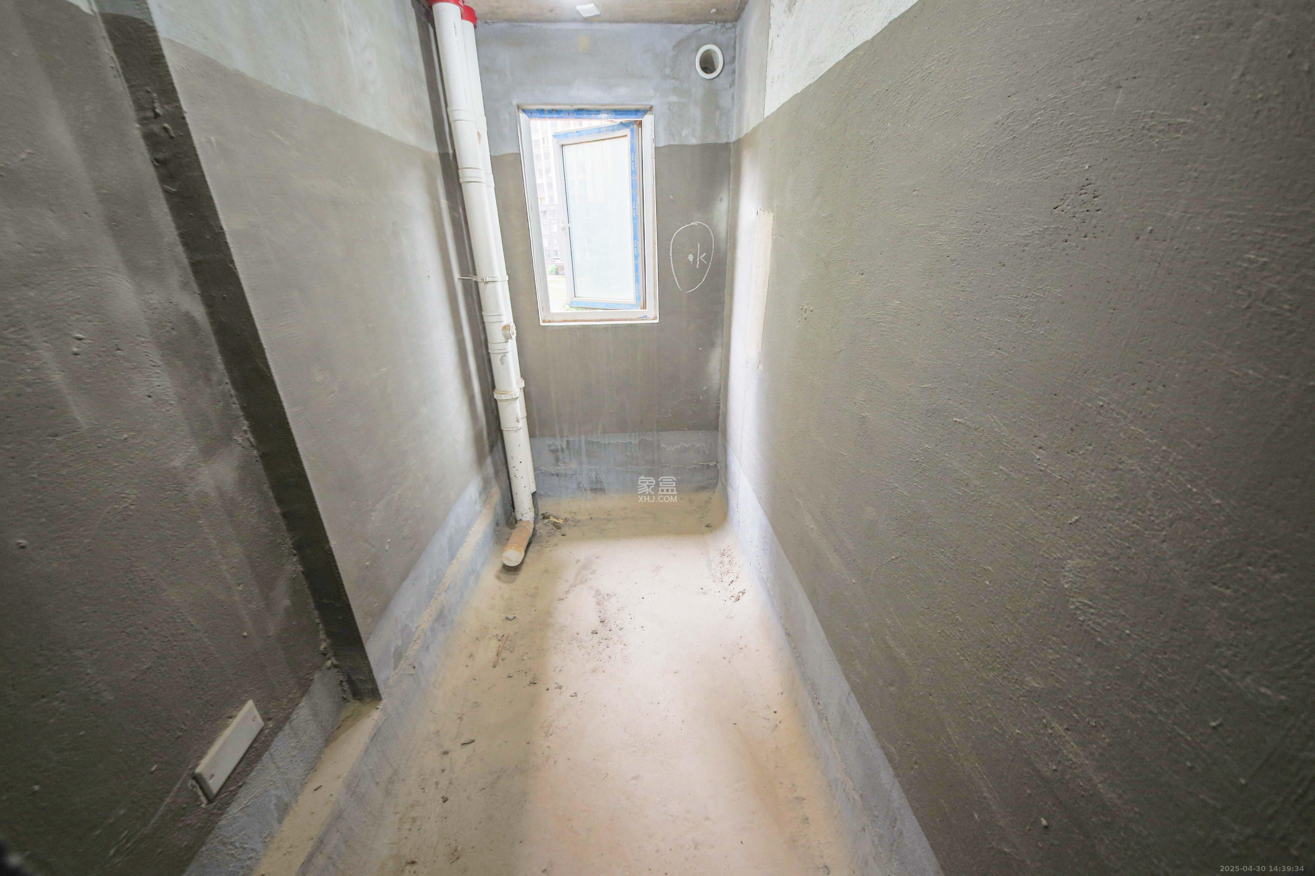 克拉美丽山庄（晟领国际）  4室2厅2卫    105.0万卫生间