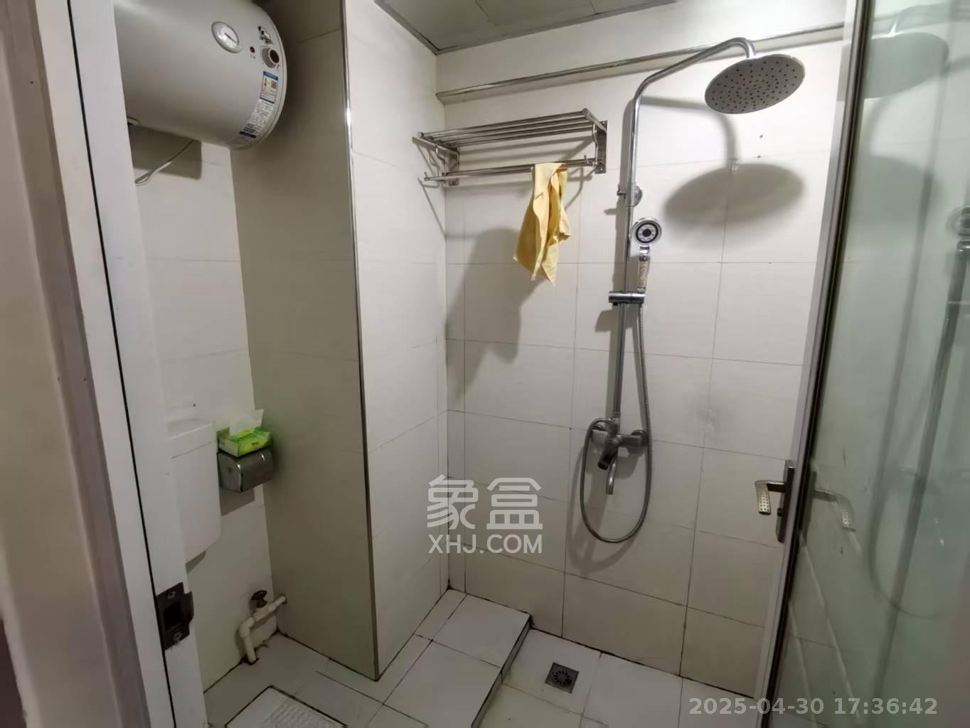 万博汇  1室1厅1卫   1500.00元/月