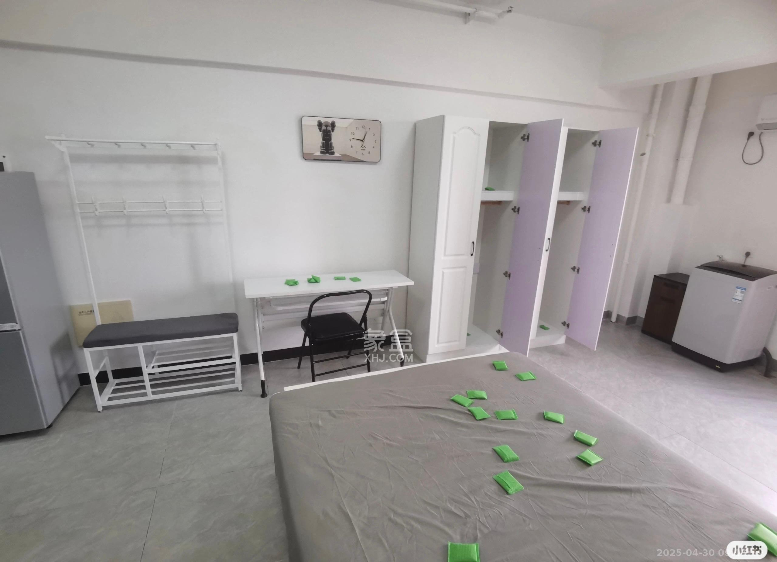 长沙总部基地 1室1厅1卫 1200.0元/月 长沙总部基地 1室1厅1卫 1200.0元/月室内图