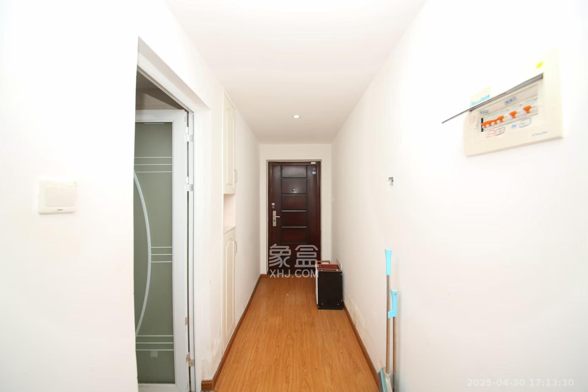 宏聚地中海  1室1厅1卫    1400.0元/月 宏聚地中海  1室1厅1卫    1400.0元/月室内图