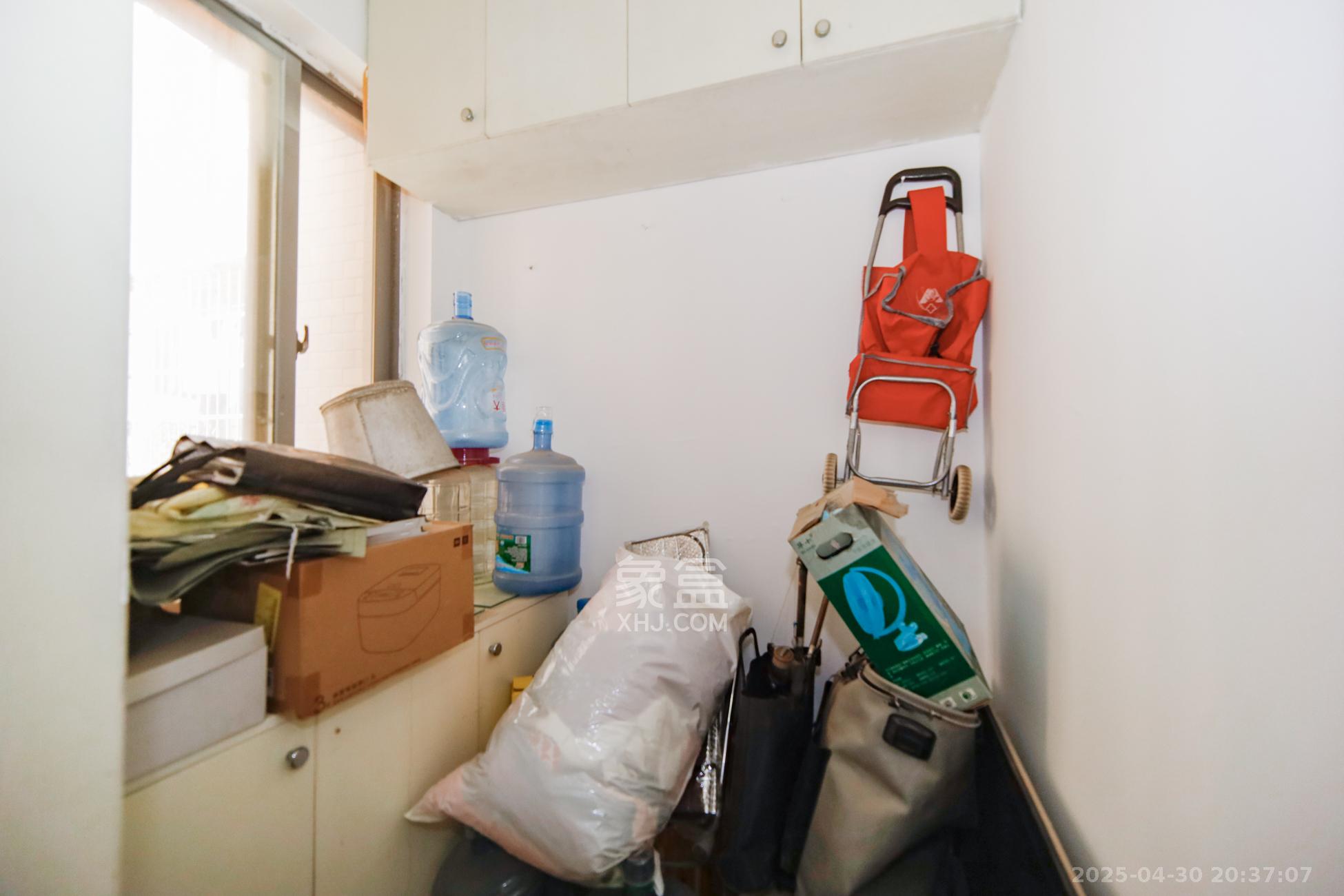 上海城小区 3室2厅1卫 90.0万 上海城小区 3室2厅1卫 90.0万其他