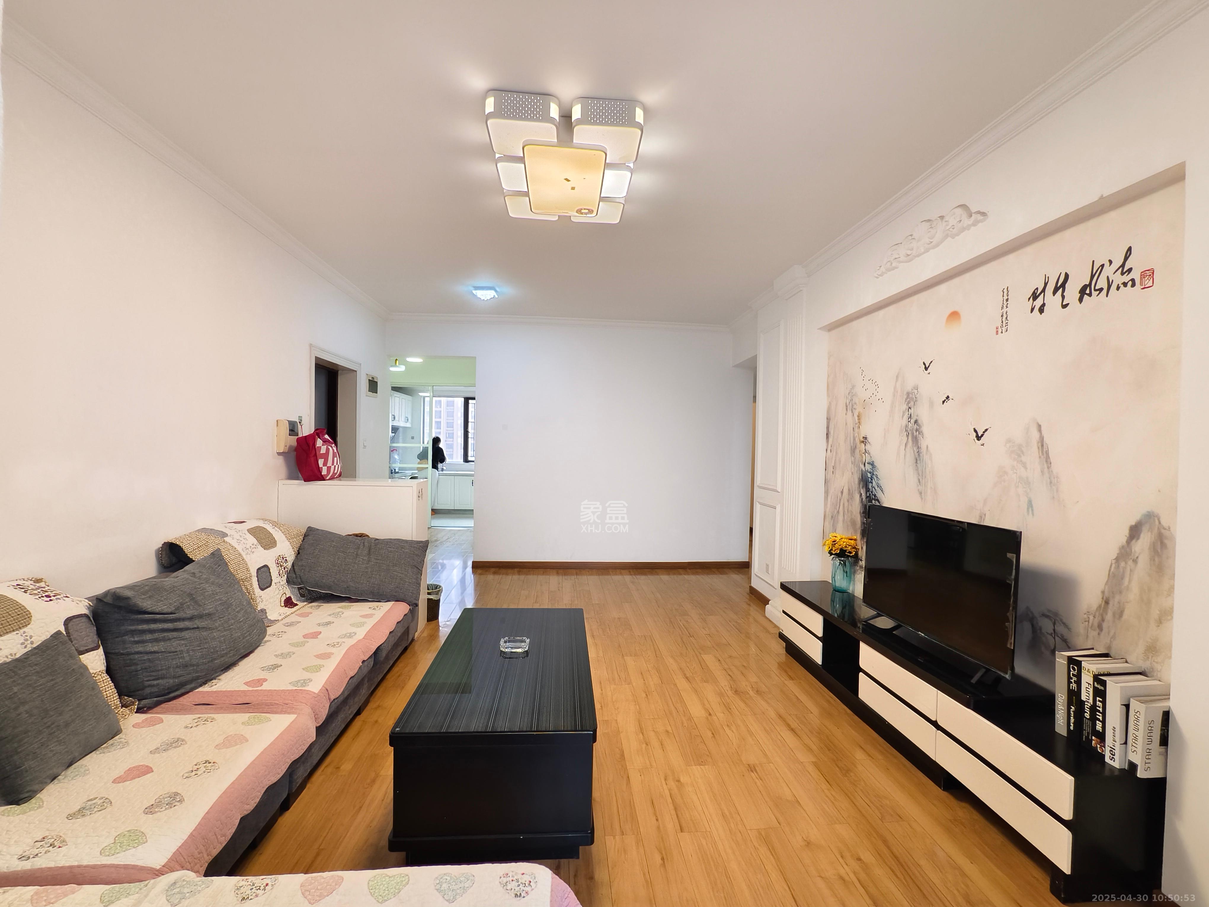 旭辉华庭  3室2厅2卫   2100.00元/月室内图