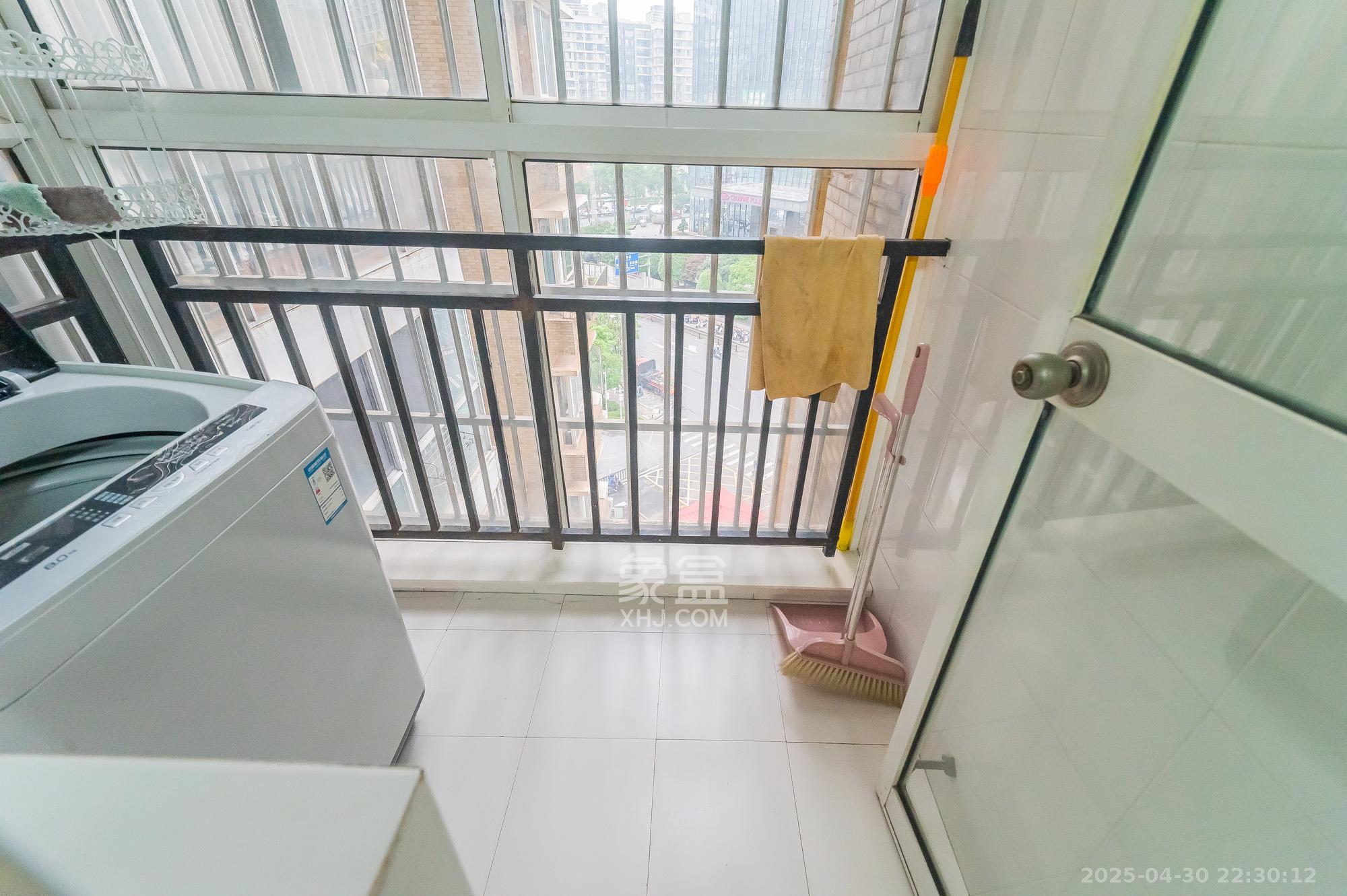 幸福里(幸福里一期) 2室2厅1卫 68.0万 幸福里(幸福里一期) 2室2厅1卫 68.0万厨房