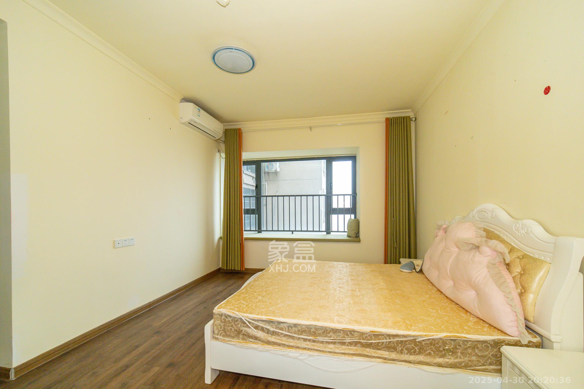 碧桂园威尼斯城 3室2厅2卫 84.8万 碧桂园威尼斯城 3室2厅2卫 84.8万卧室