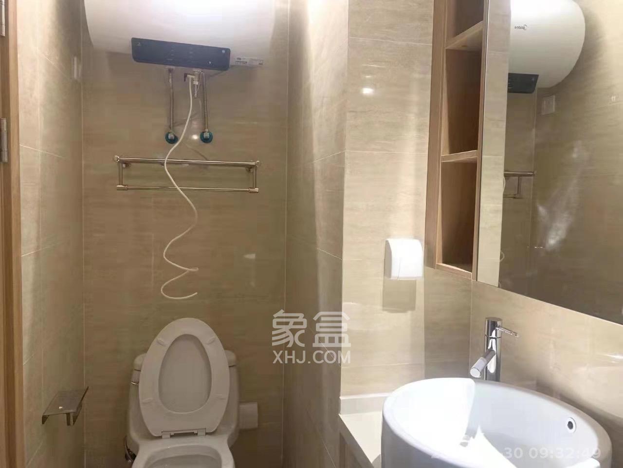 万润时光里  1室1厅1卫   1600.00元/月室内图