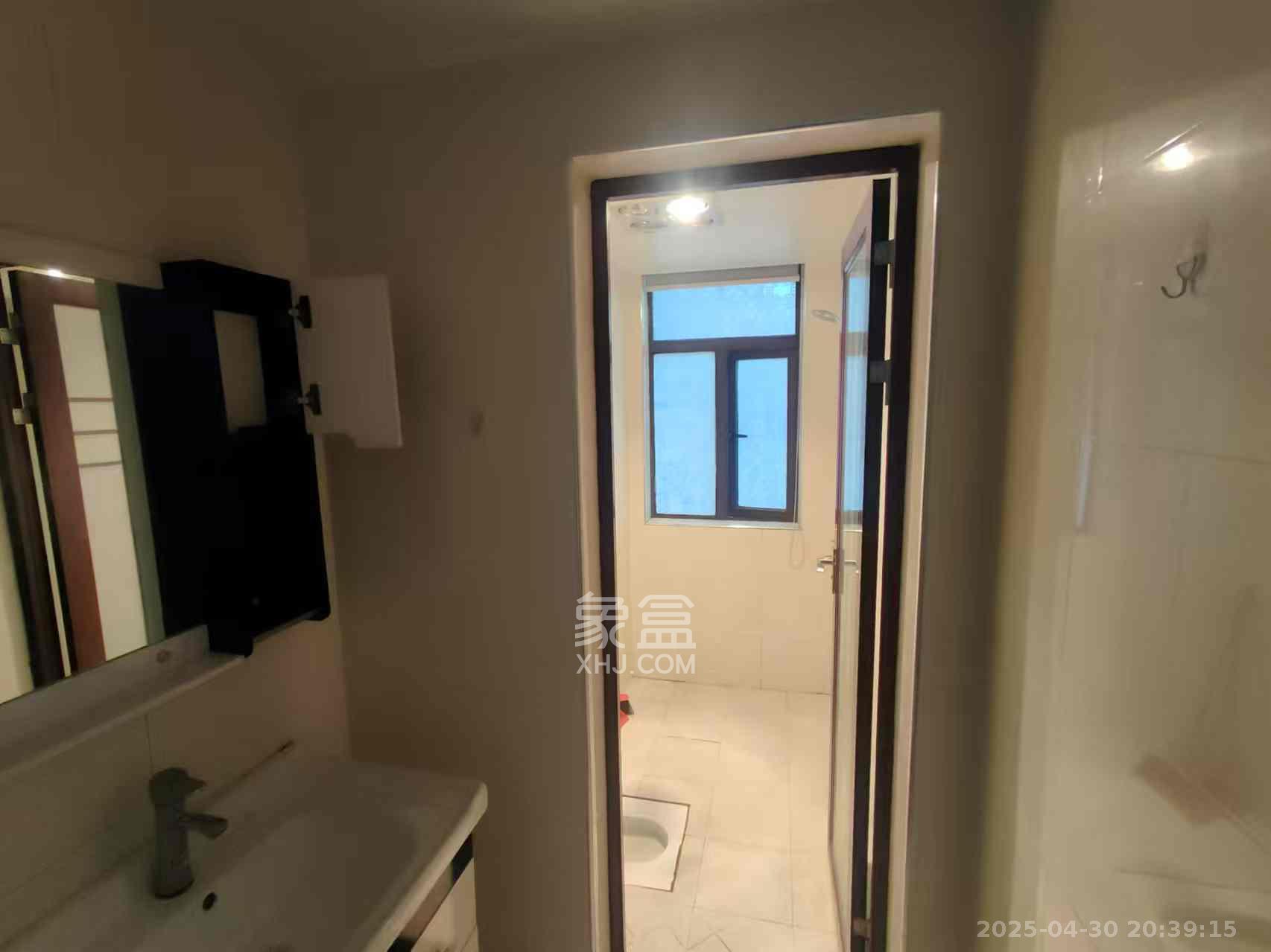 德润小区（丰升德润小区）  4室2厅2卫    3000.0元/月室内图