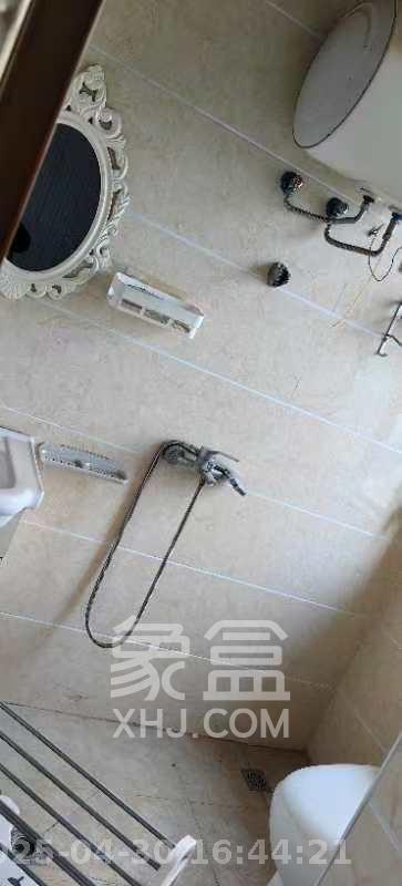 凯姆国际 4室2厅2卫 2800.0元/月 凯姆国际 4室2厅2卫 2800.0元/月室内图