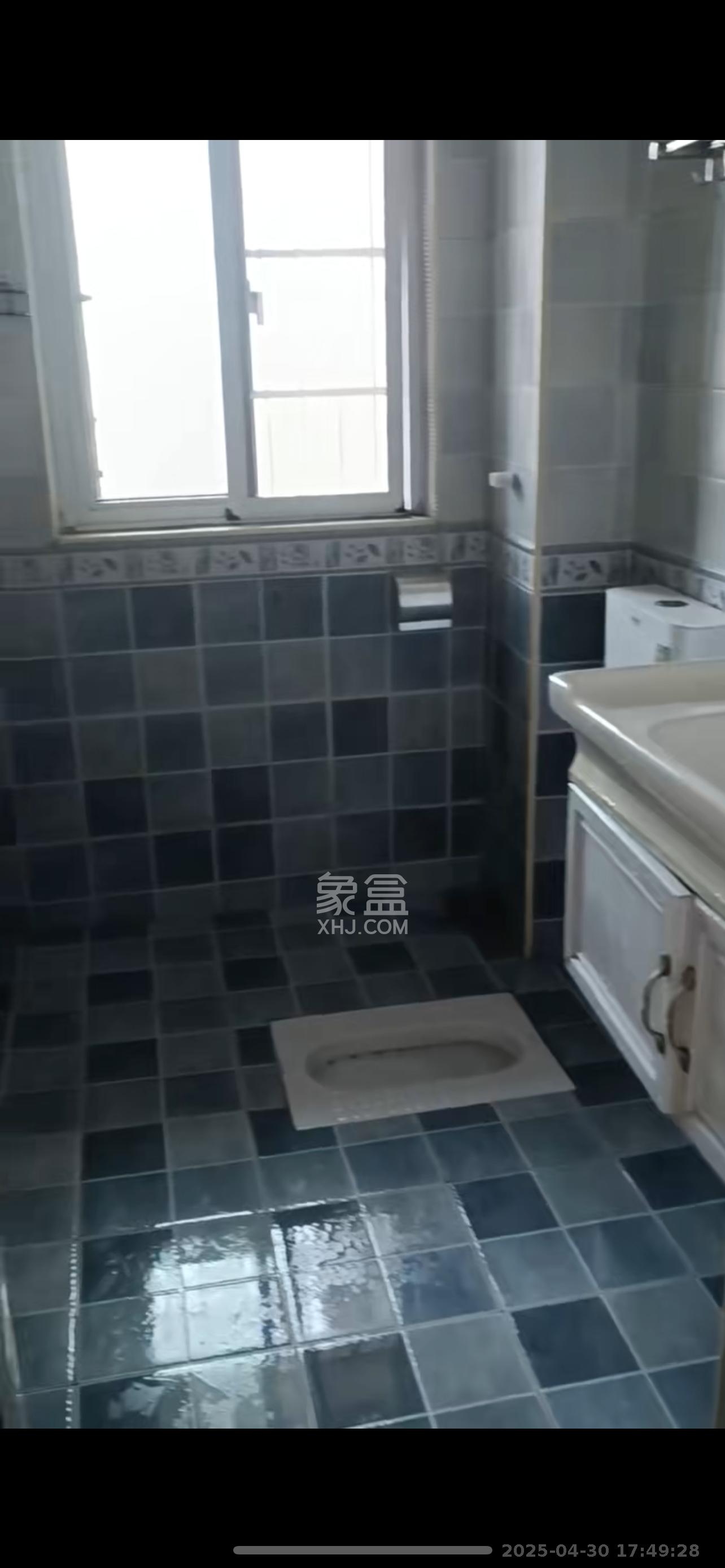 嘉顺苑 2室2厅2卫 2400.0元/月 嘉顺苑 2室2厅2卫 2400.0元/月室内图