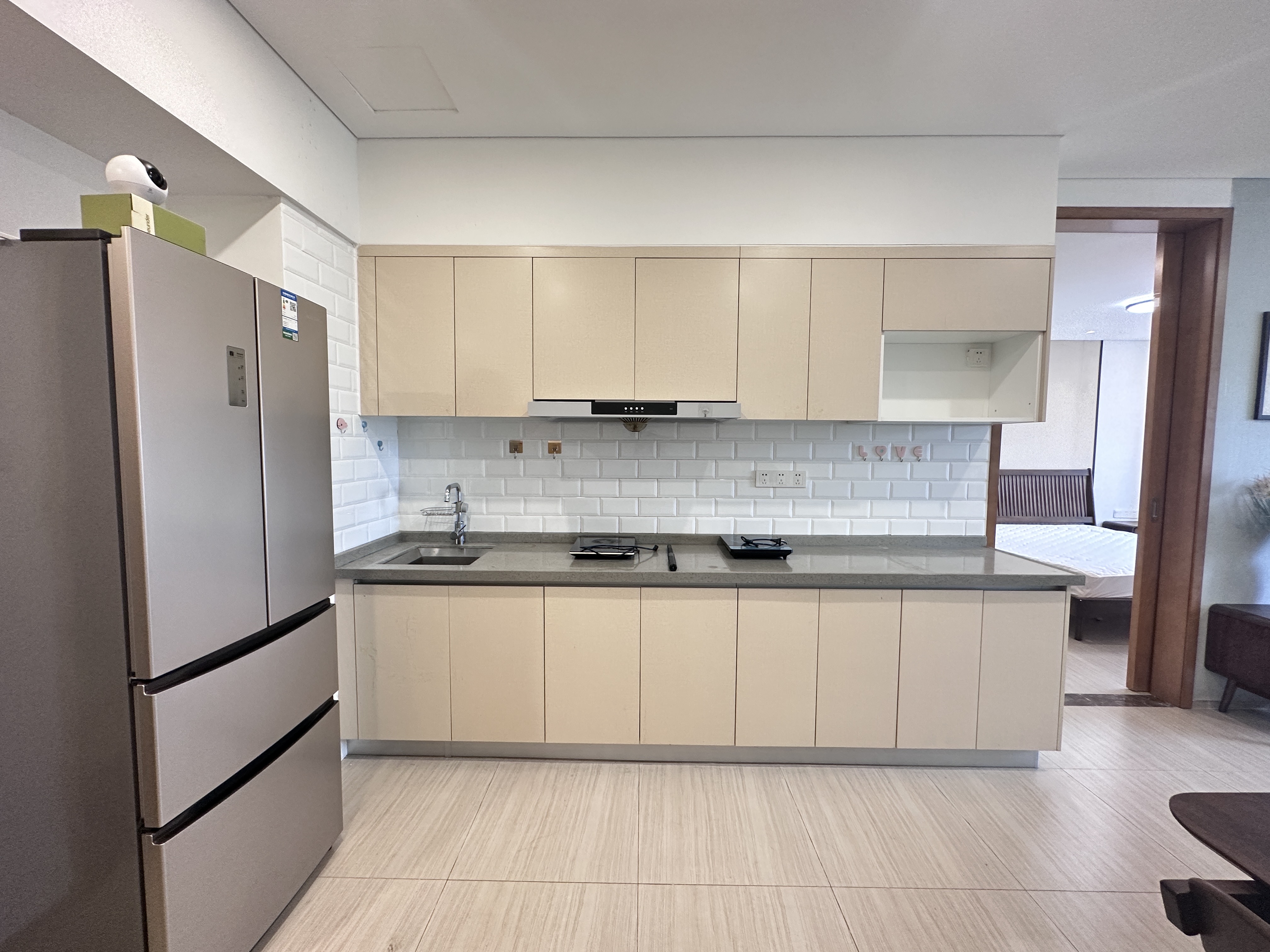 海航豪庭南苑 1室1厅1卫 115.0万 海航豪庭南苑 1室1厅1卫 115.0万客厅