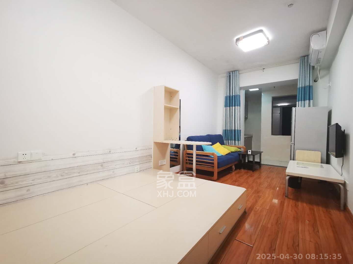 保利麓谷林语I区  1室1厅1卫    1200.0元/月
