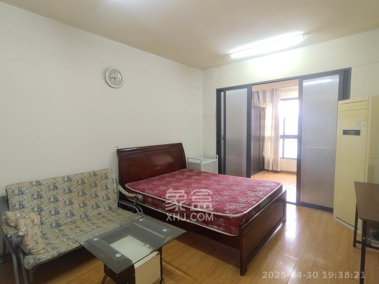 兰亭峰景  1室1厅1卫   1500.00元/月室内图