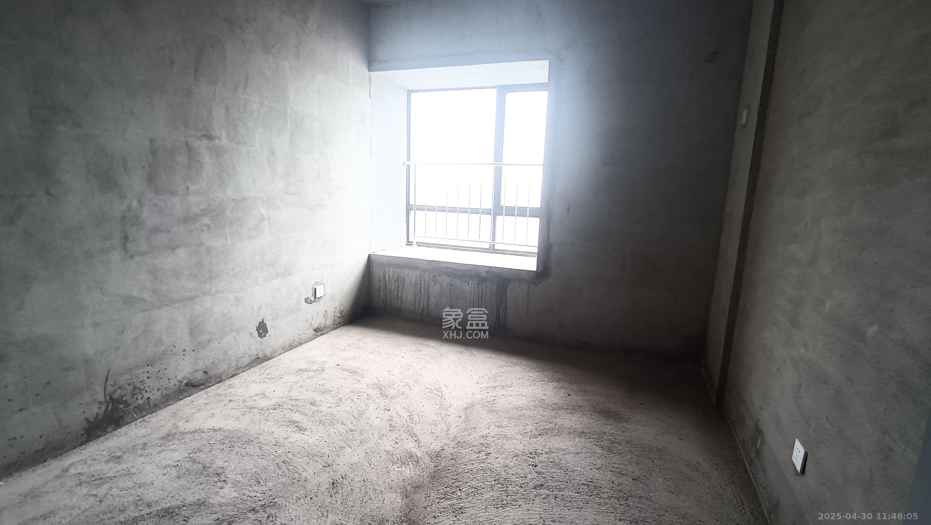 九华世纪城 2室2厅1卫 40.0万 九华世纪城 2室2厅1卫 40.0万客厅