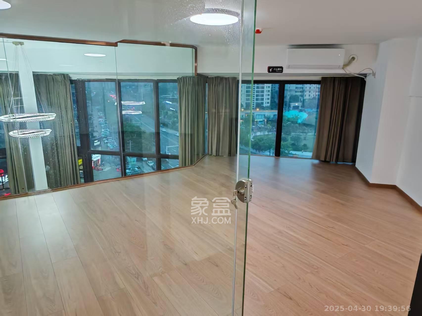 金茂建发泊悦  2室2厅1卫   3500.00元/月室内图