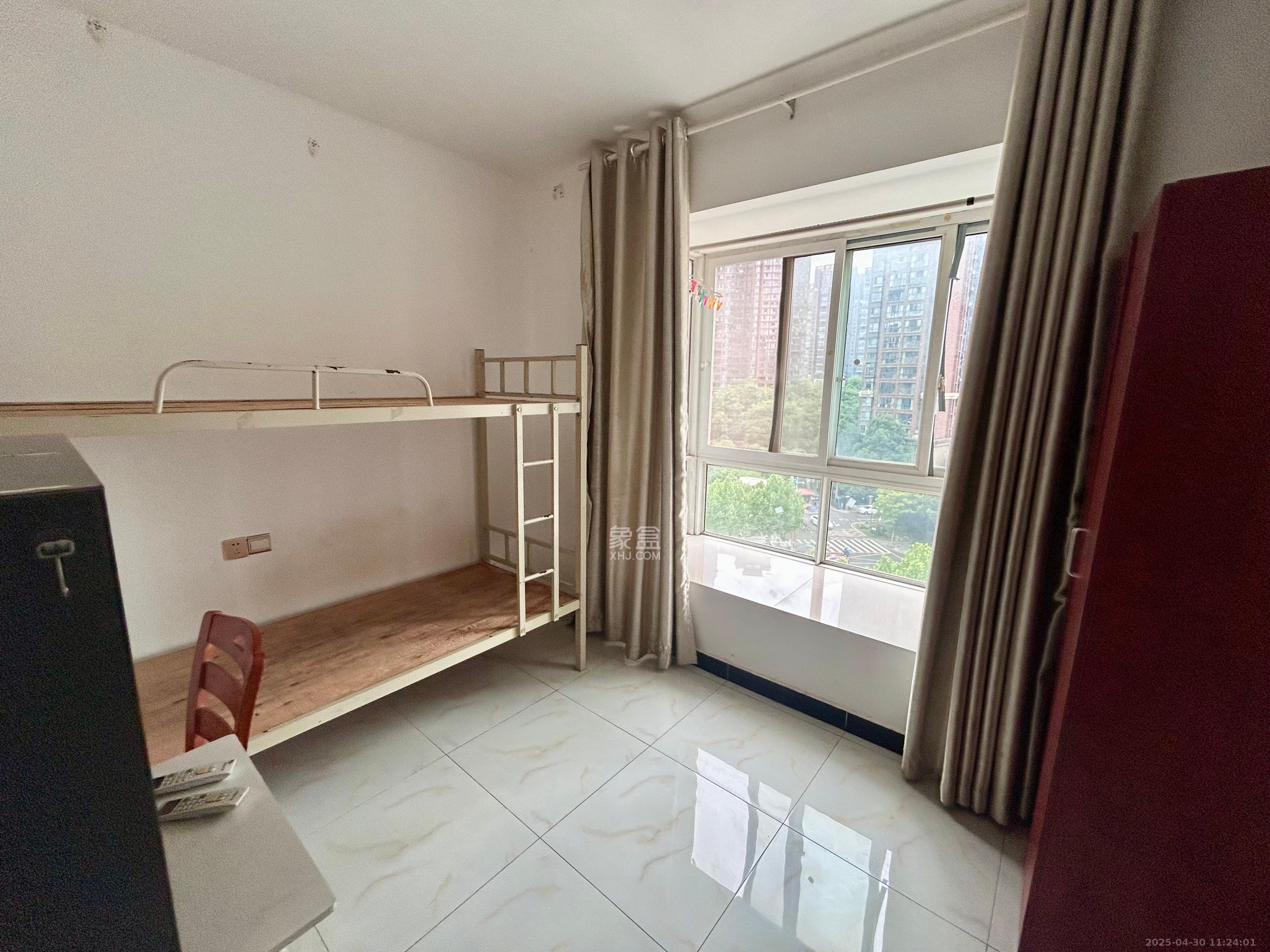 恒丰天湘华庭 3室2厅1卫 2700.0元/月 恒丰天湘华庭 3室2厅1卫 2700.0元/月室内图