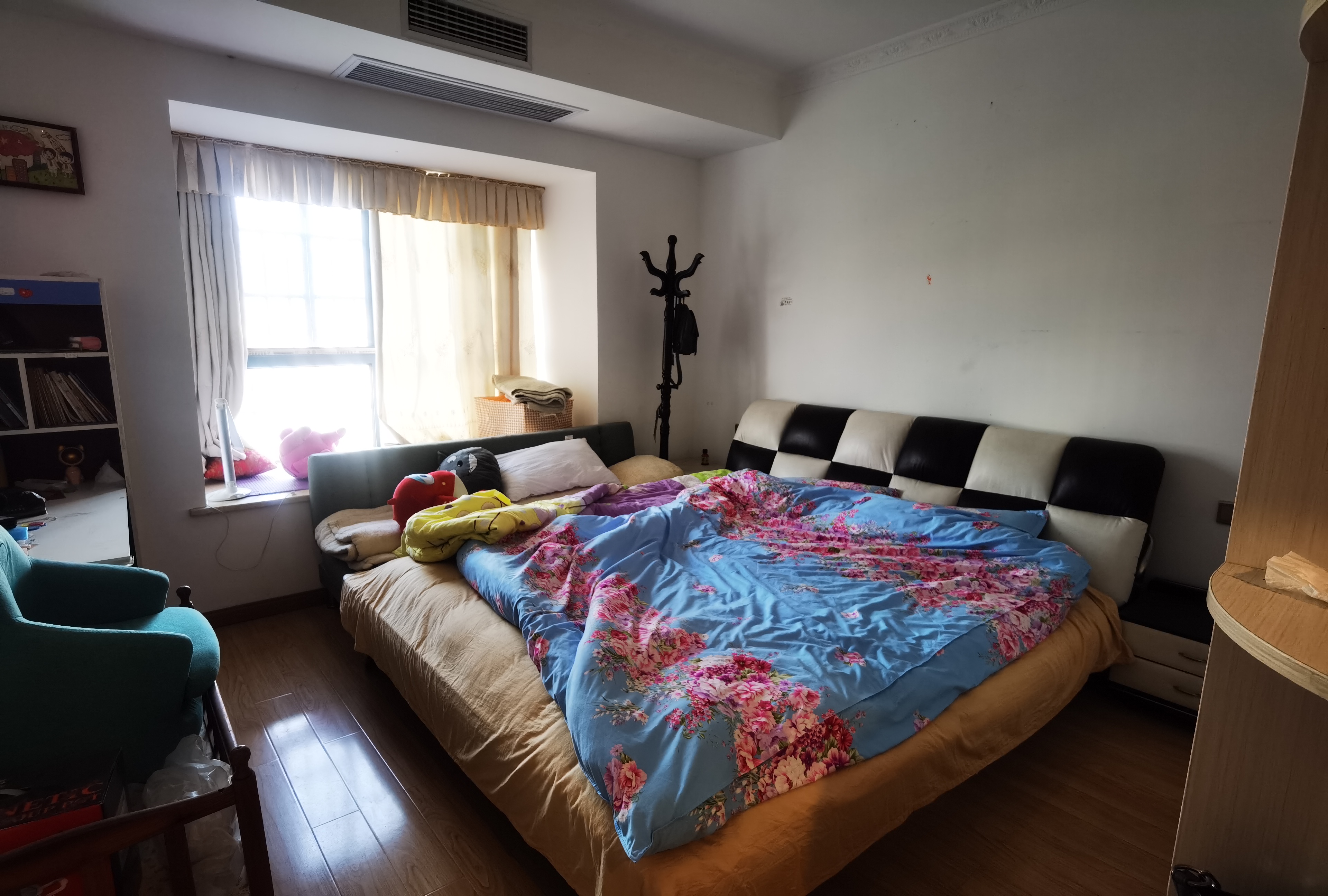 高盛澧园三期 3室2厅2卫 2200.0元/月 高盛澧园三期 3室2厅2卫 2200.0元/月室内图