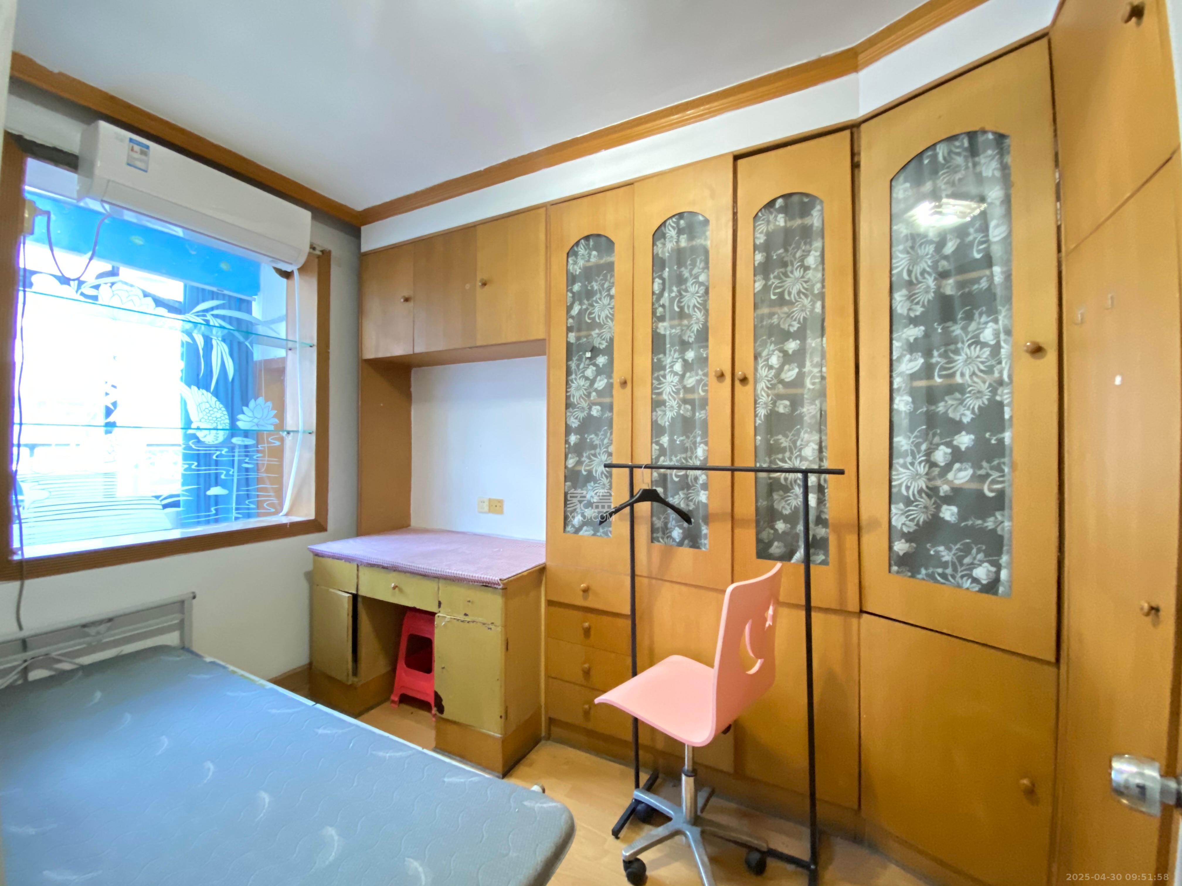 富雅坪社区(红墙巷) 3室2厅1卫 2000.0元/月 富雅坪社区(红墙巷) 3室2厅1卫 2000.0元/月室内图