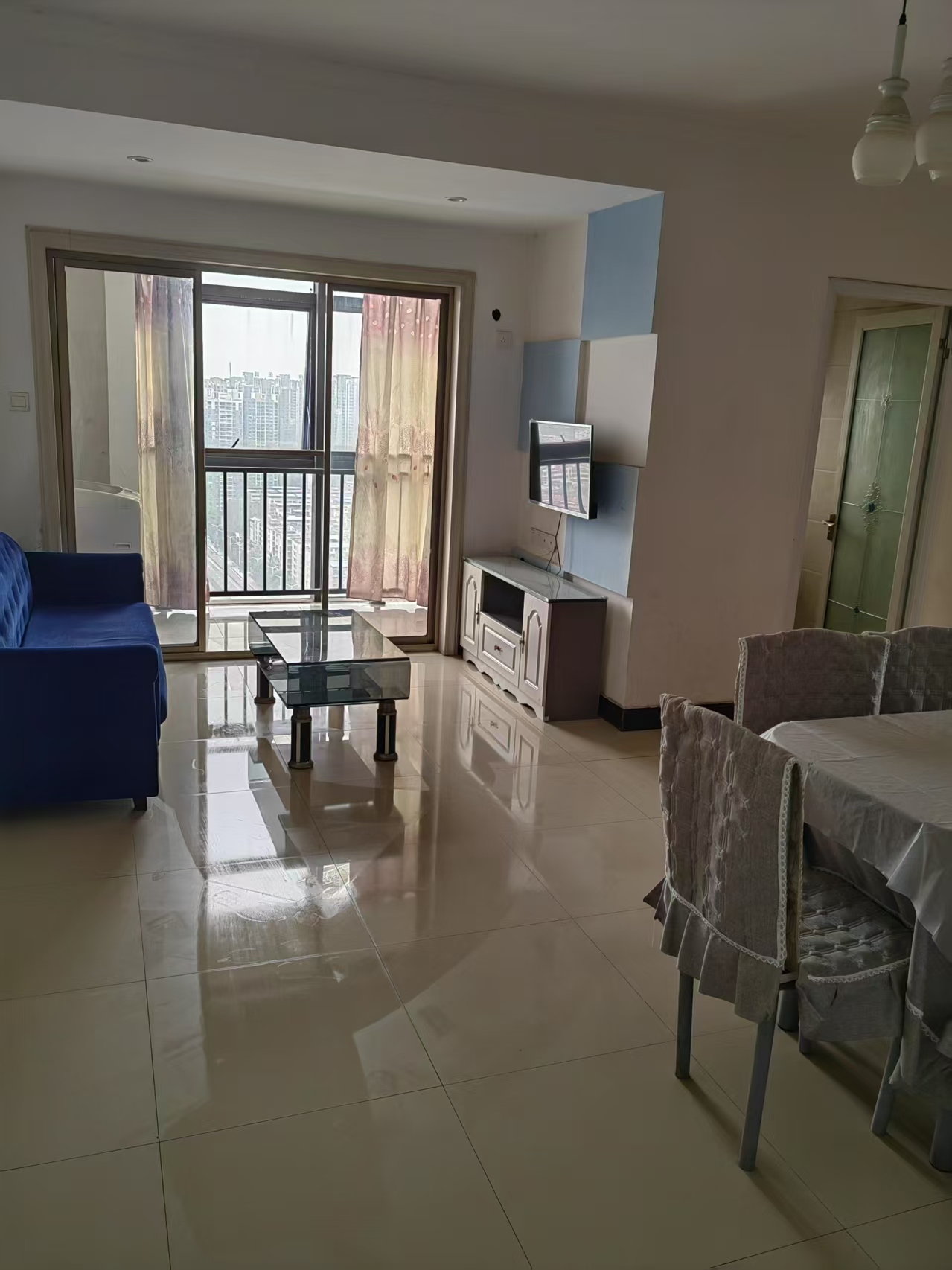 M国际 2室1厅1卫 1200.0元/月 M国际 2室1厅1卫 1200.0元/月室内图