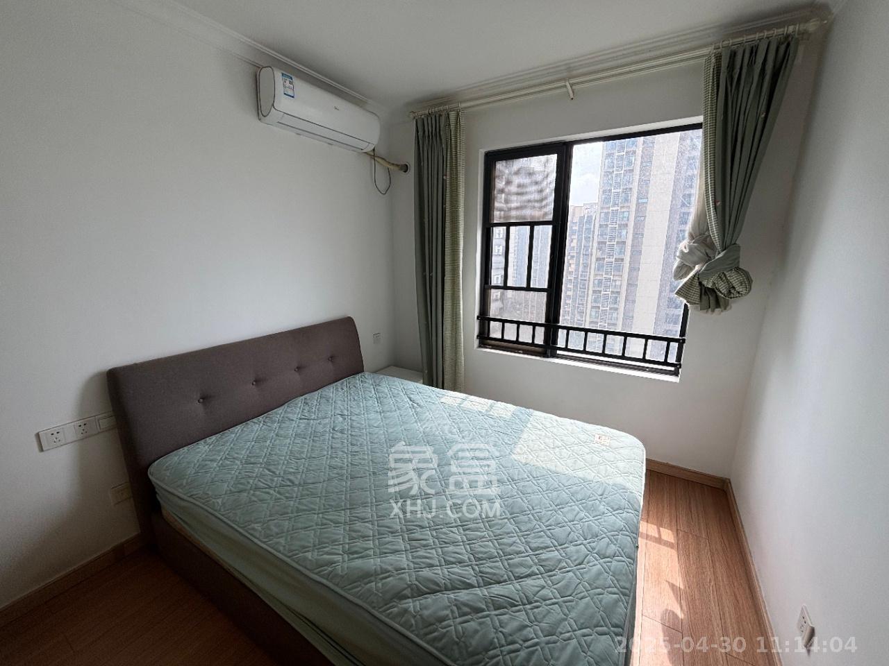 万科魅力之城  3室2厅2卫    2600.0元/月 万科魅力之城  3室2厅2卫    2600.0元/月室内图