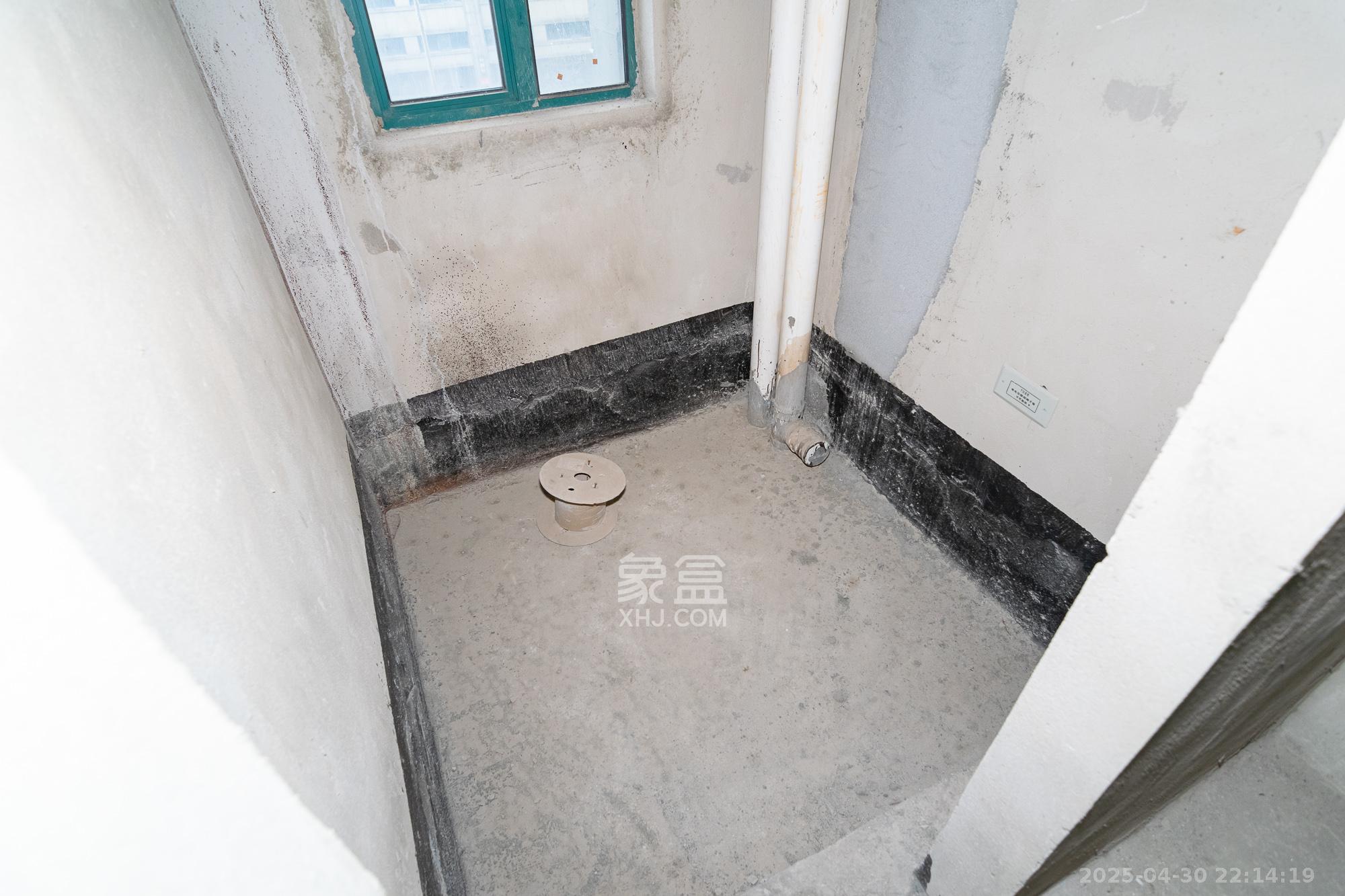 才子城  4室2厅2卫    58.0万卫生间