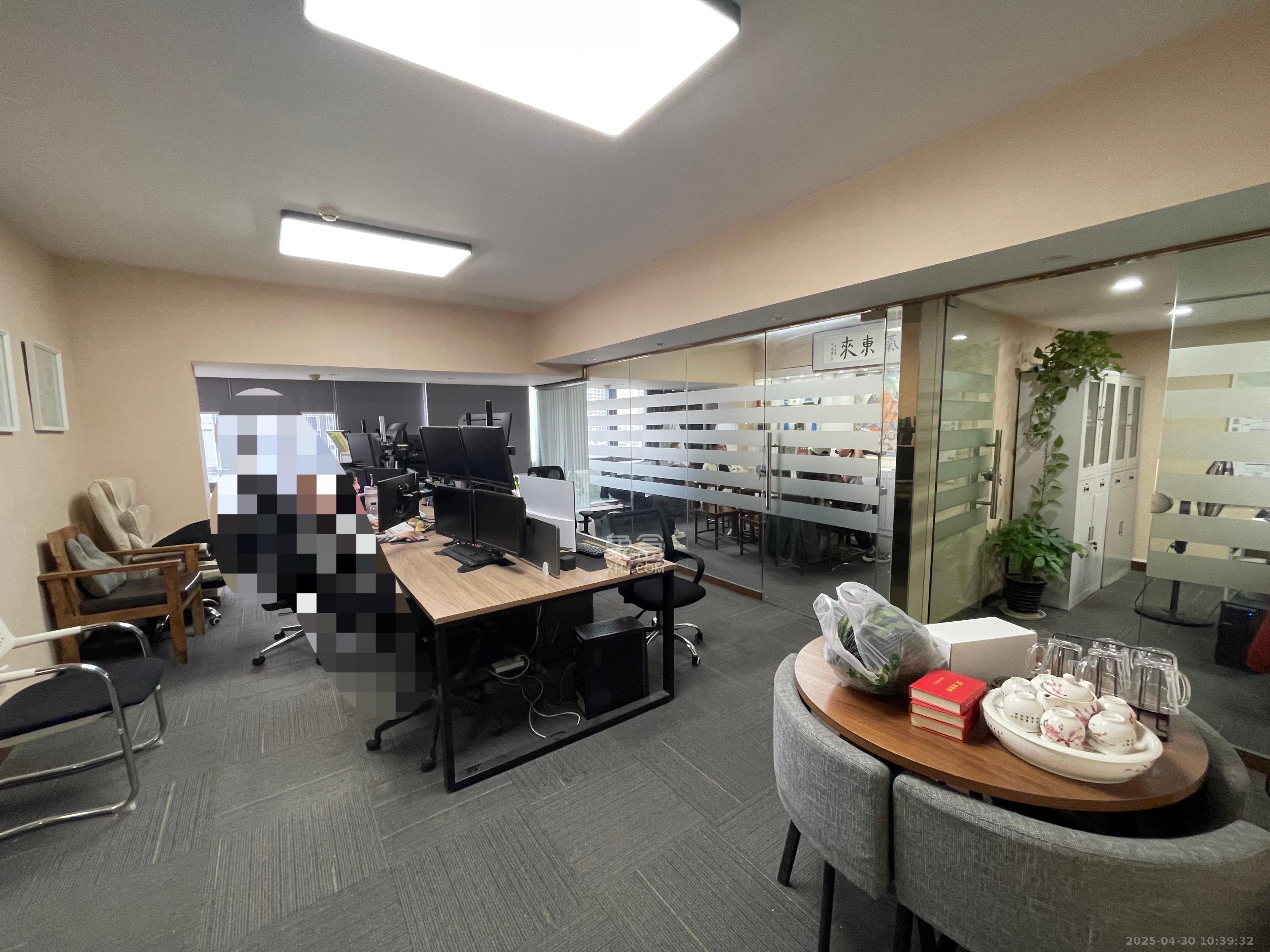 保利国际广场 1室1厅1卫 6800.0元/月 保利国际广场 1室1厅1卫 6800.0元/月室内图