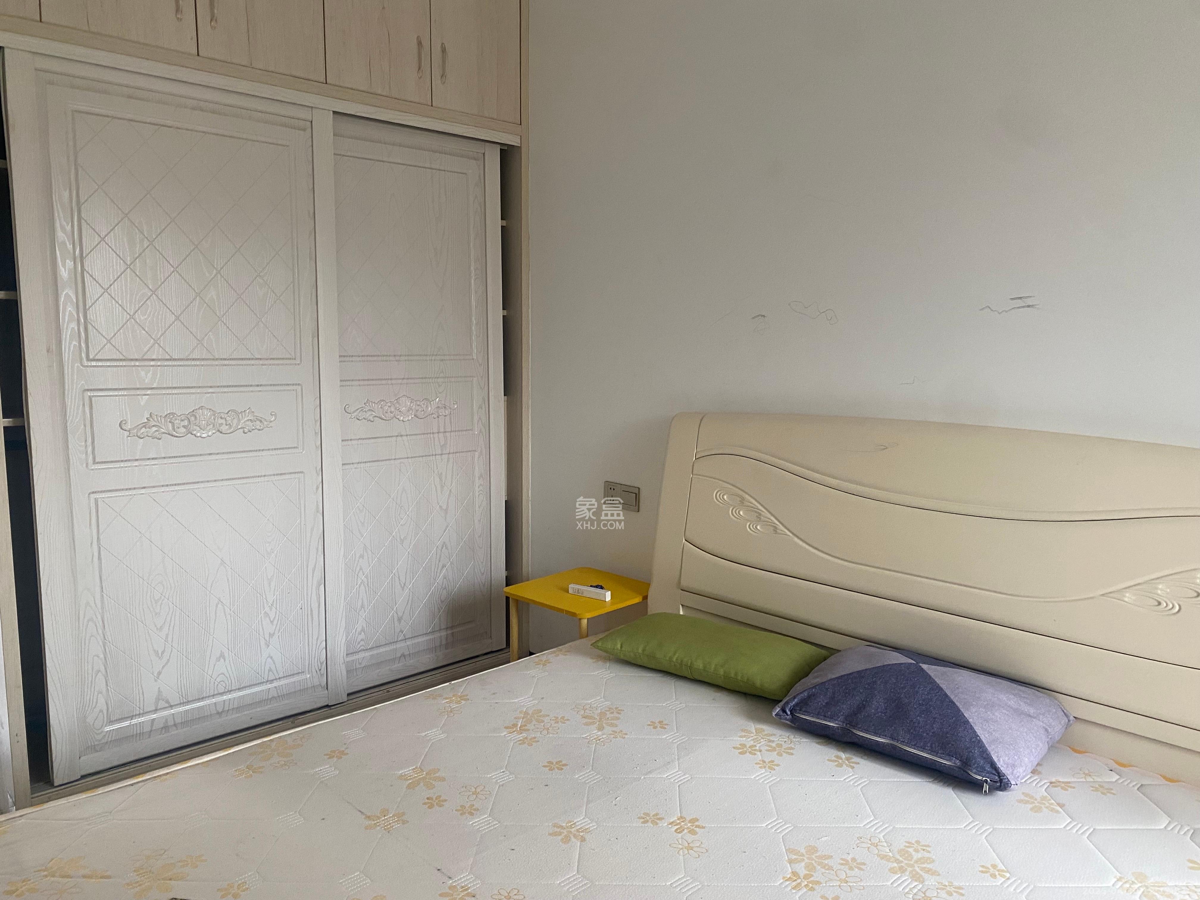 中建芙蓉嘉苑 4室2厅2卫 2300.0元/月 中建芙蓉嘉苑 4室2厅2卫 2300.0元/月室内图