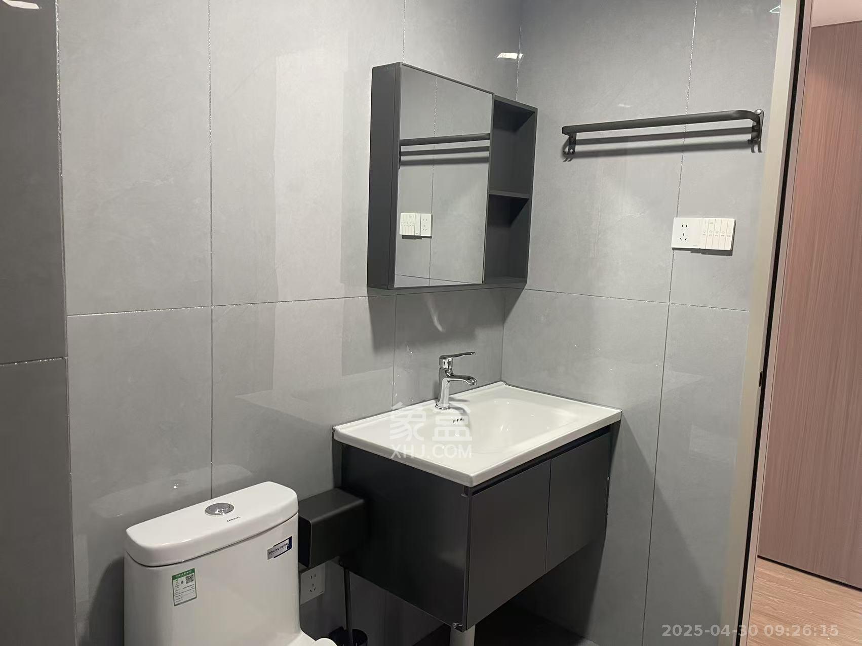 恒大揽湖苑(恒大林溪郡)  2室2厅2卫    3000.0元/月 恒大揽湖苑(恒大林溪郡)  2室2厅2卫    3000.0元/月室内图