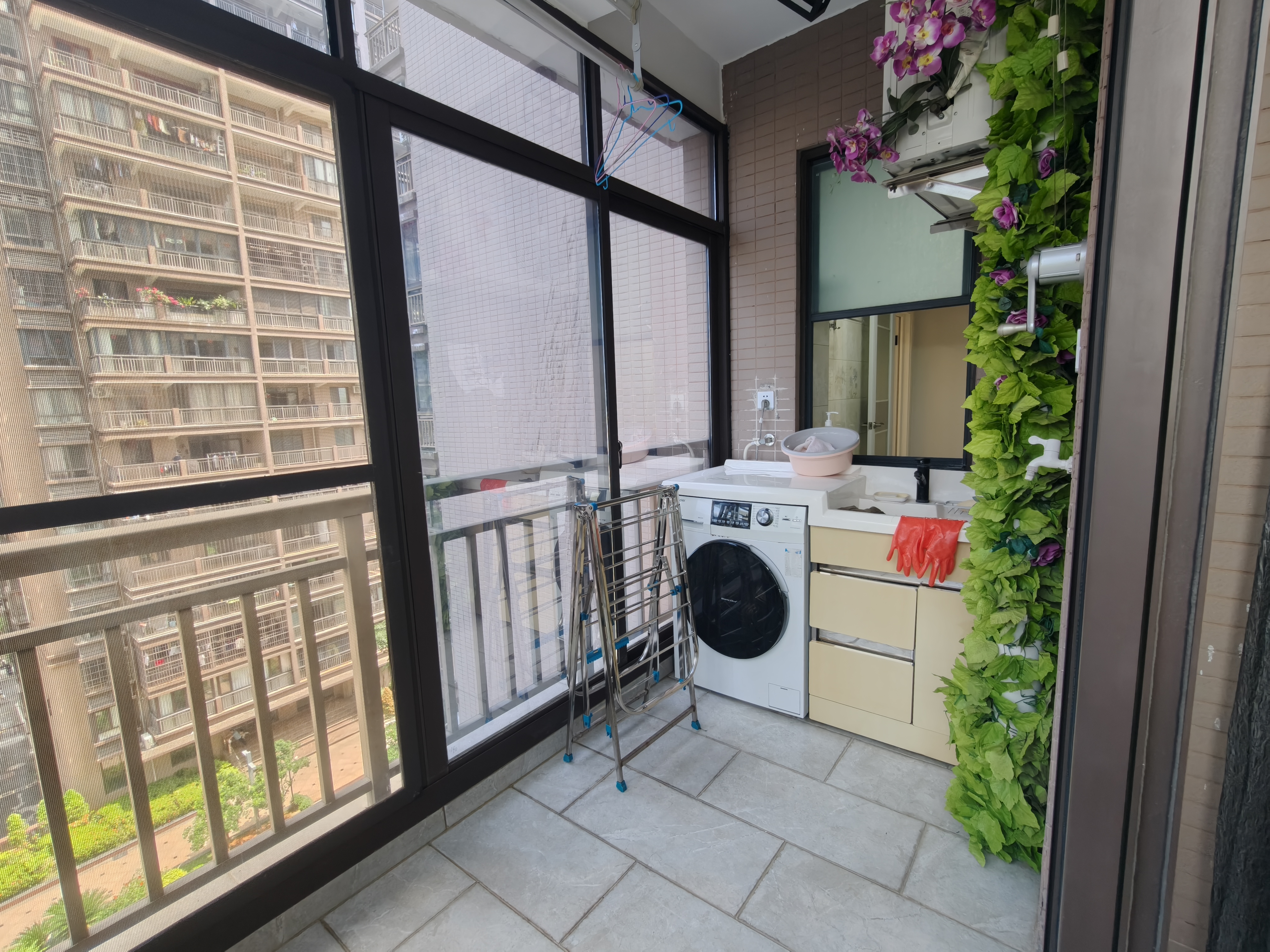 国贸城市花园  2室1厅1卫   3500.00元/月室内图