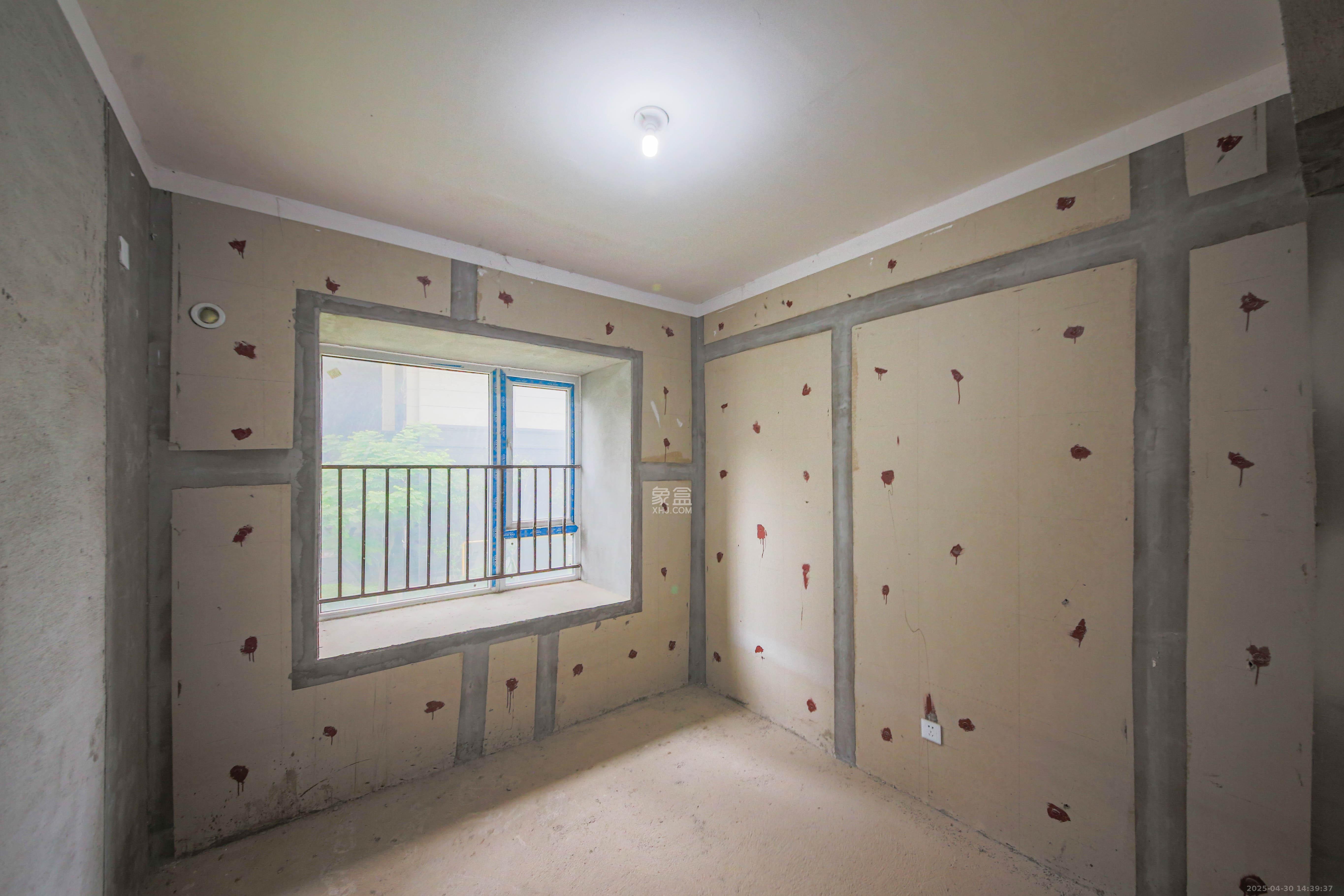 克拉美丽山庄（晟领国际）  4室2厅2卫    105.0万卧室