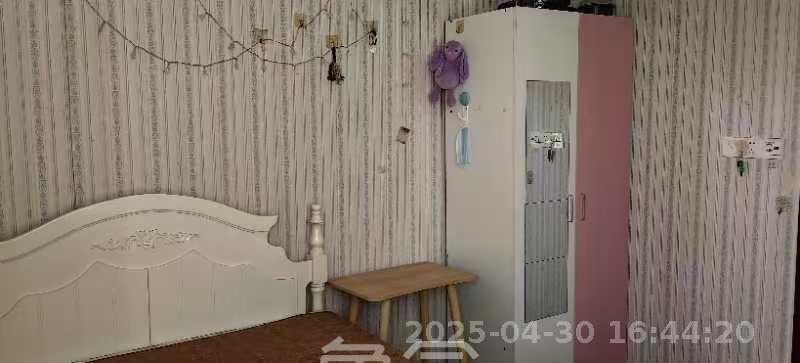 凯姆国际 4室2厅2卫 2800.0元/月 凯姆国际 4室2厅2卫 2800.0元/月室内图