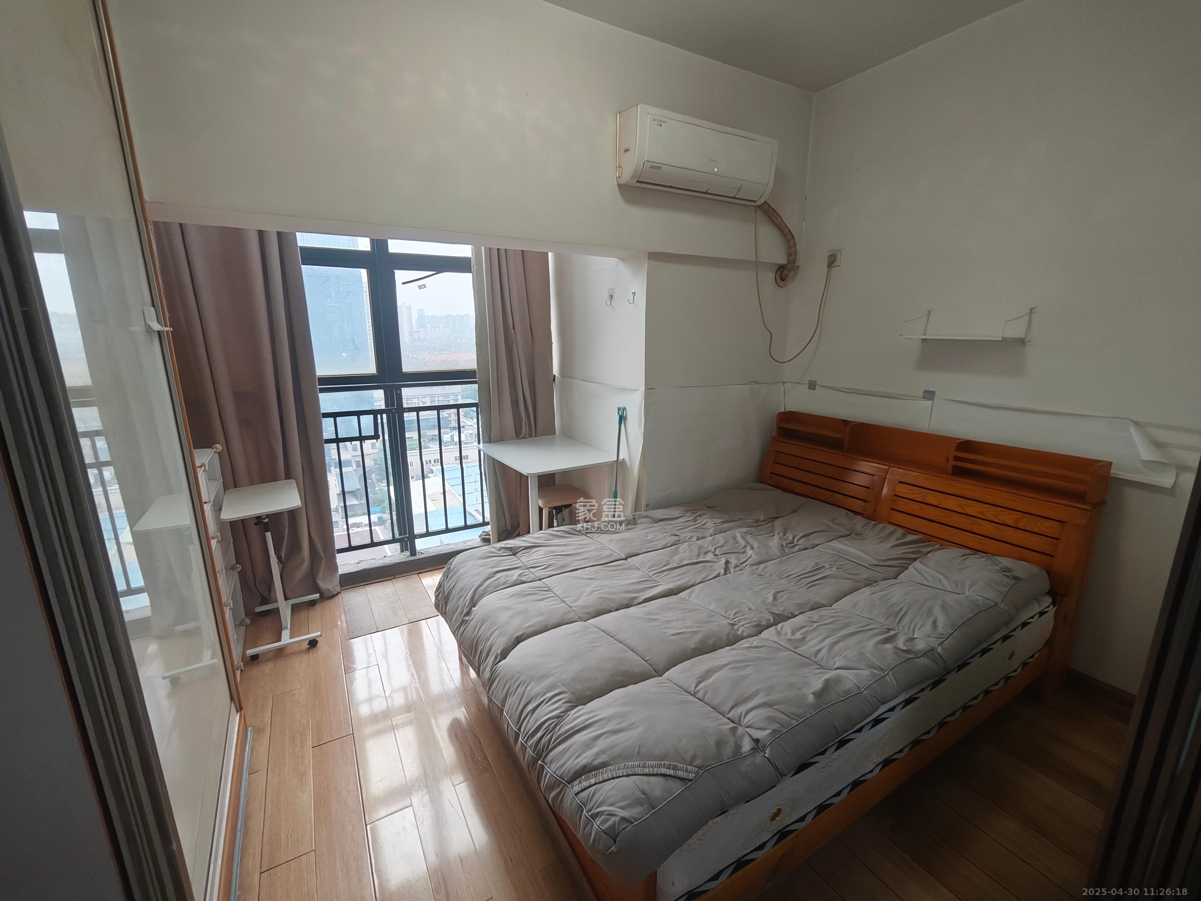 山水华景 1室1厅1卫 1500.0元/月 山水华景 1室1厅1卫 1500.0元/月室内图