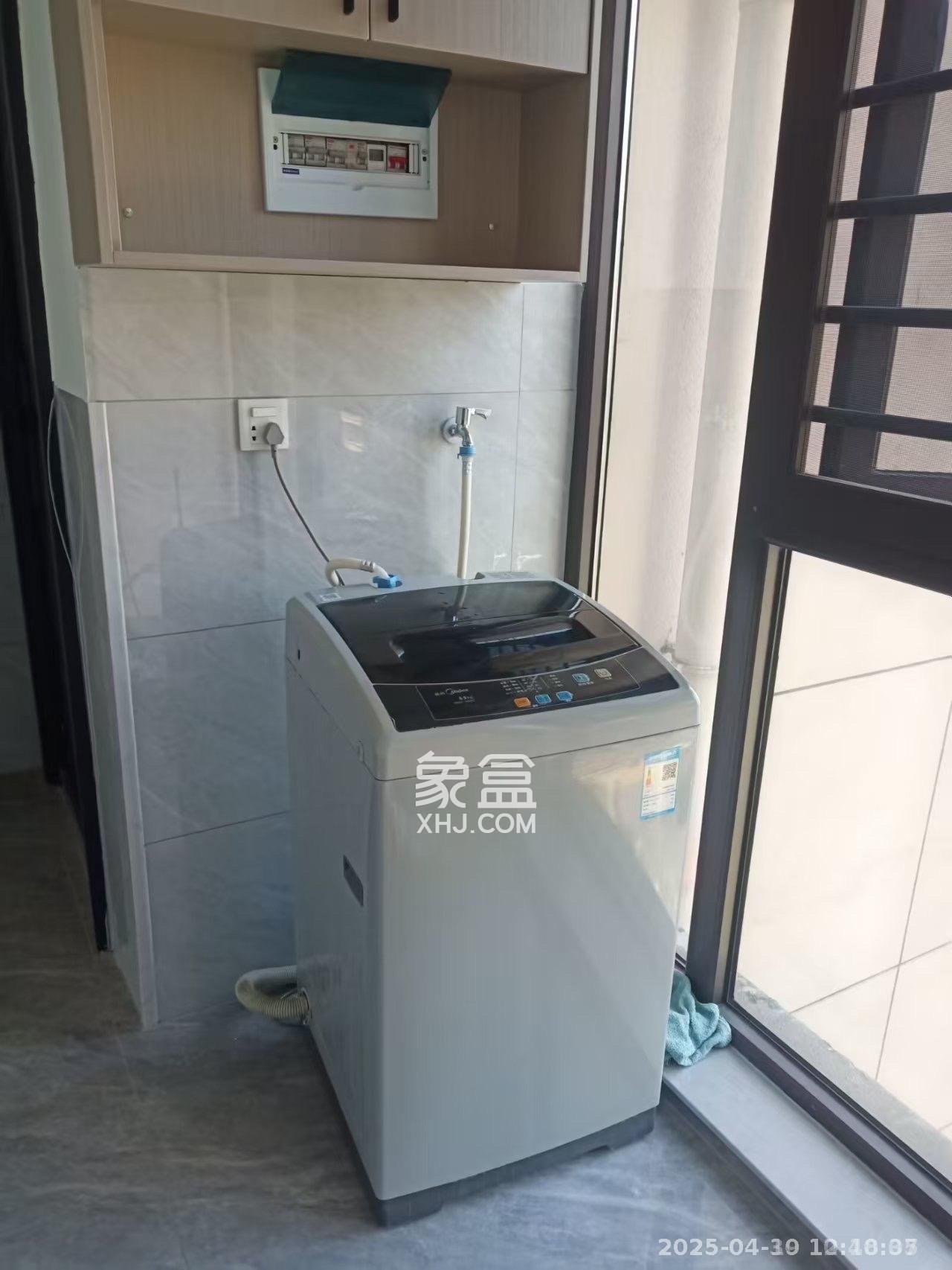 燕珑新寓  1室1厅1卫   1600.00元/月