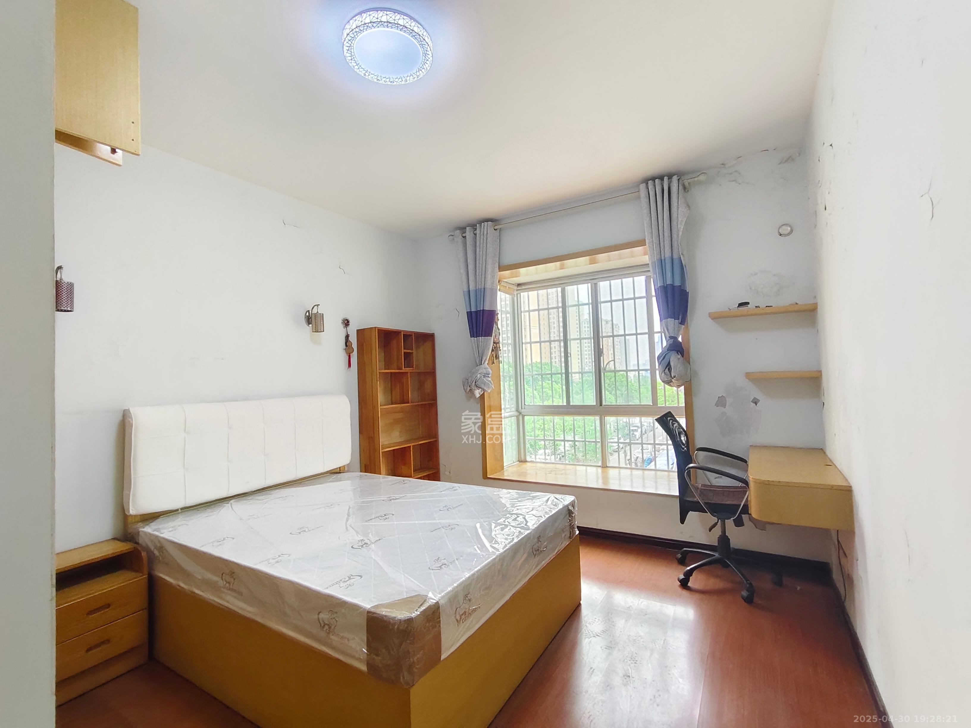 锑都家园 3室2厅2卫 1800.0元/月 锑都家园 3室2厅2卫 1800.0元/月室内图