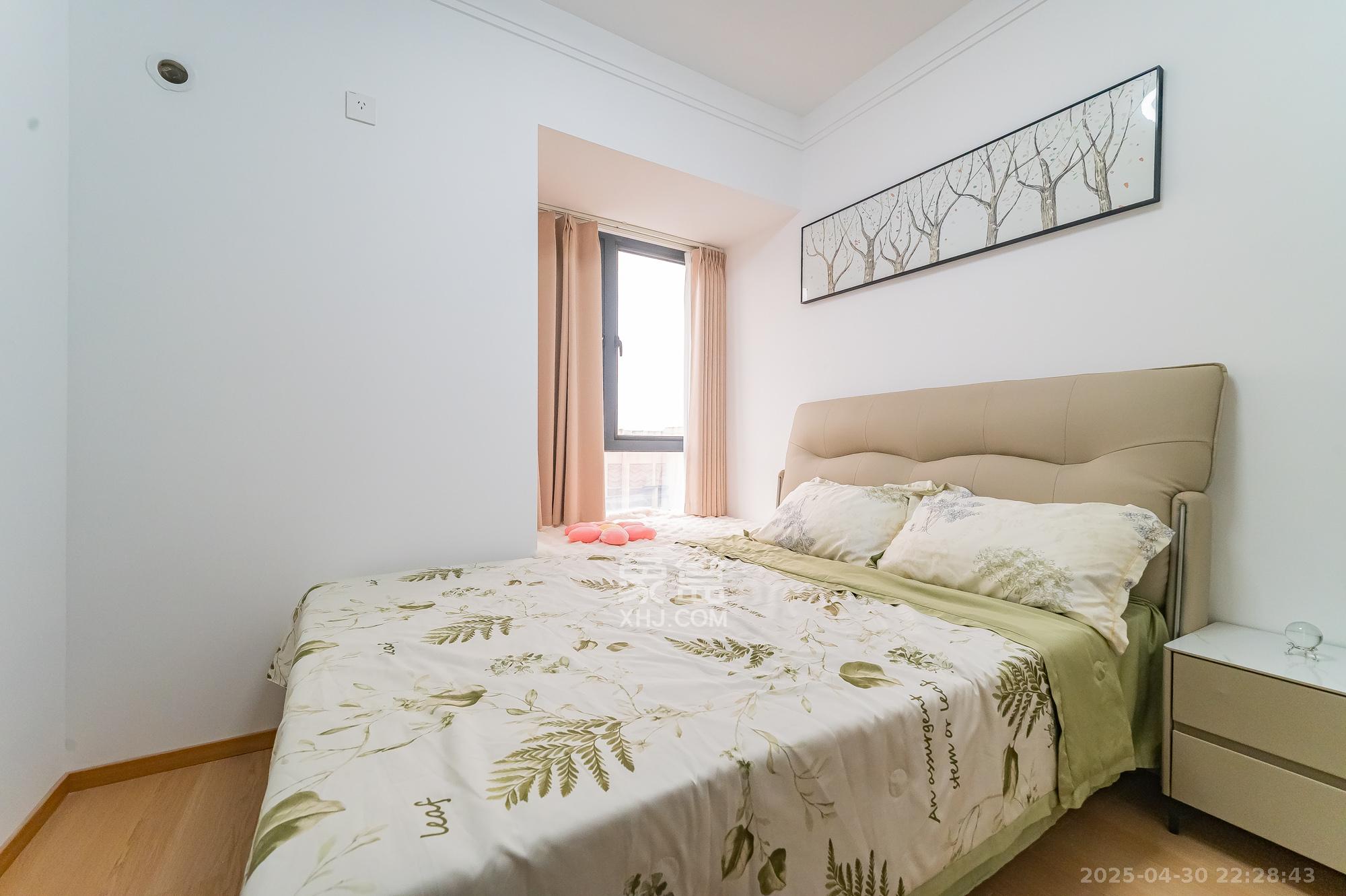 深业睿城  5室2厅2卫    112.8万 深业睿城  5室2厅2卫    112.8万卧室