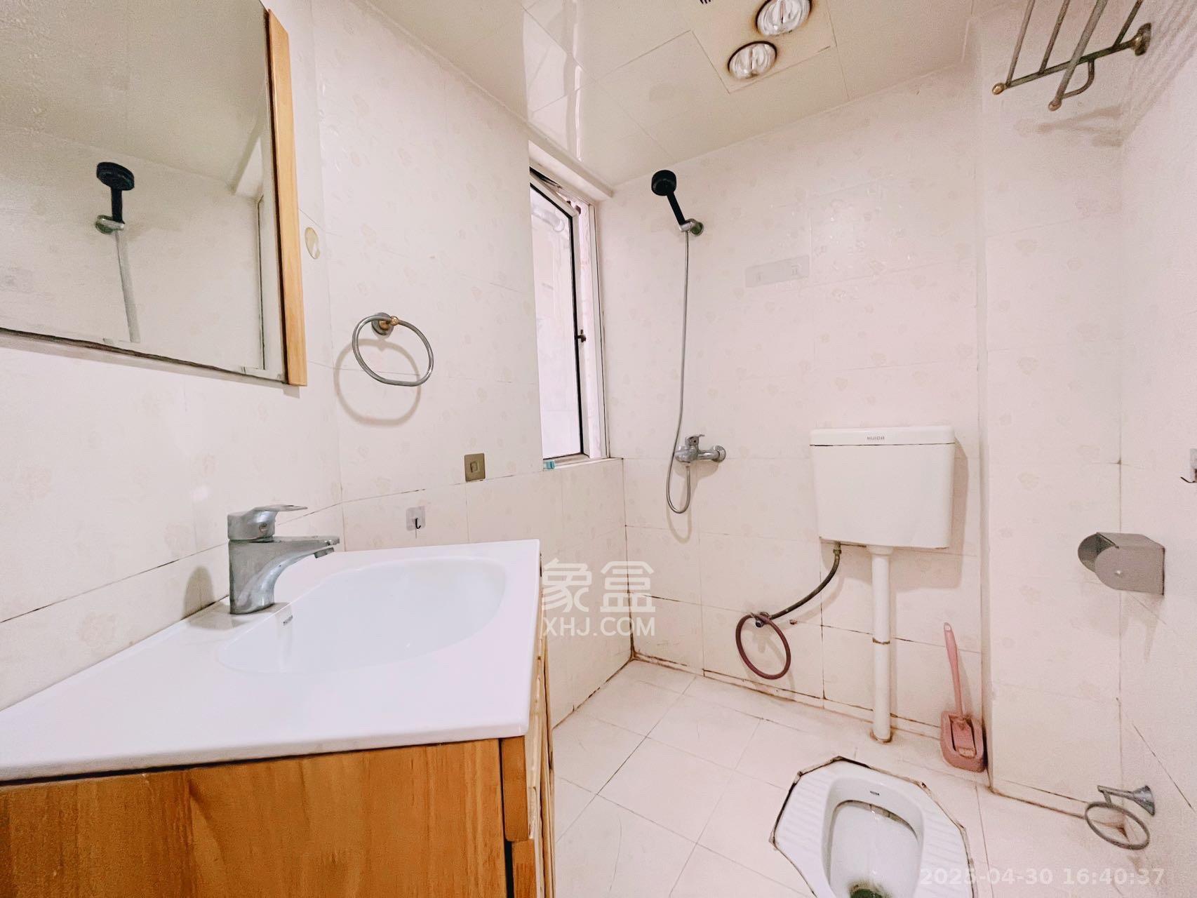 白沙晶城  1室1厅1卫    1800.0元/月室内图