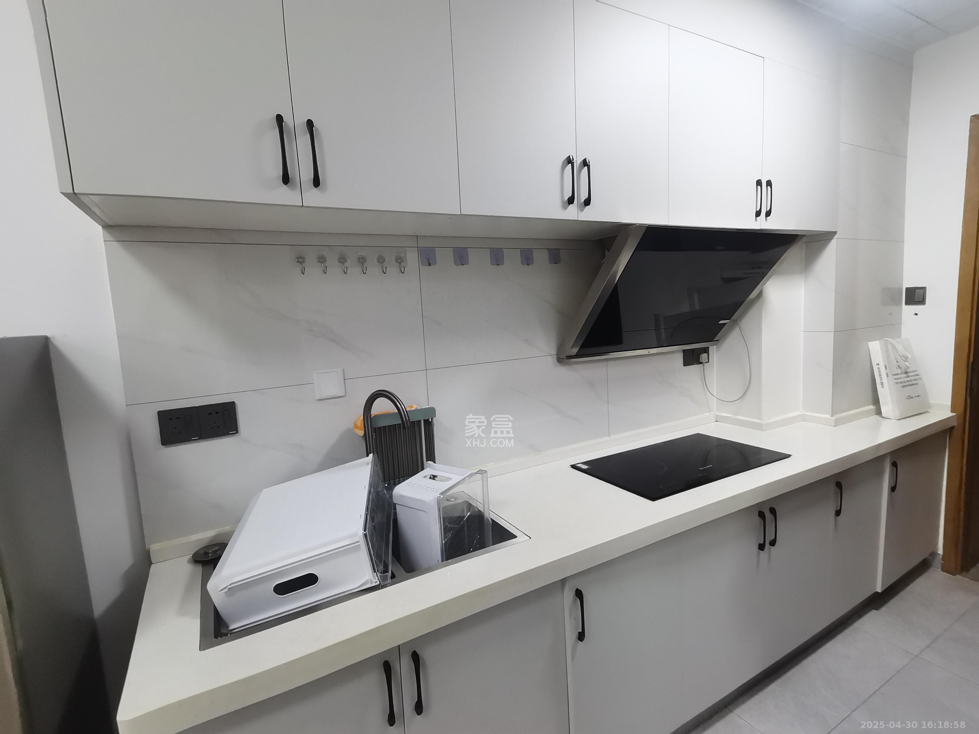 明昇壹城(明昇时代广场)三期 1室1厅1卫 1700.0元/月 明昇壹城(明昇时代广场)三期 1室1厅1卫 1700.0元/月室内图