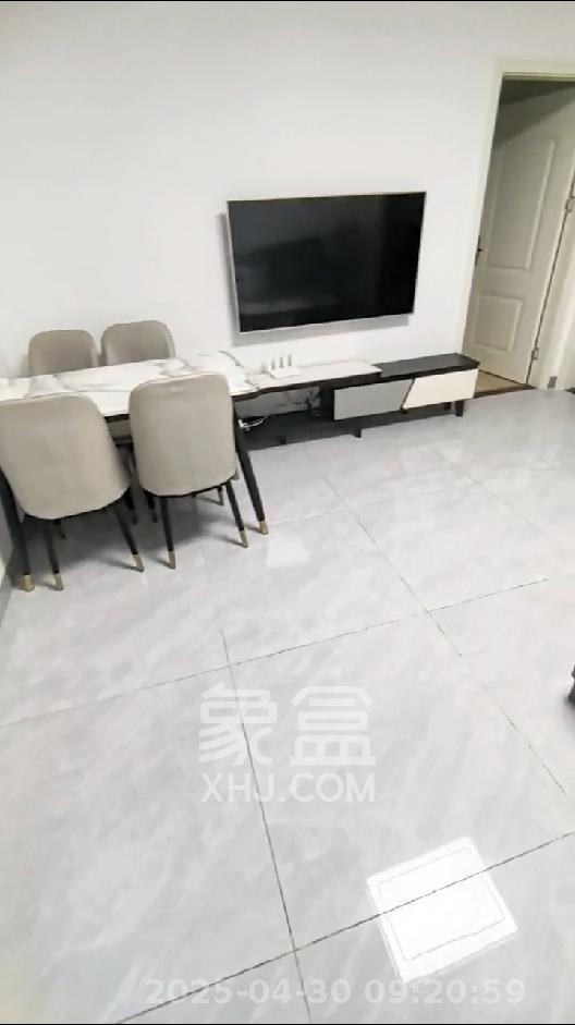 新新花园  2室2厅1卫   1900.00元/月室内图