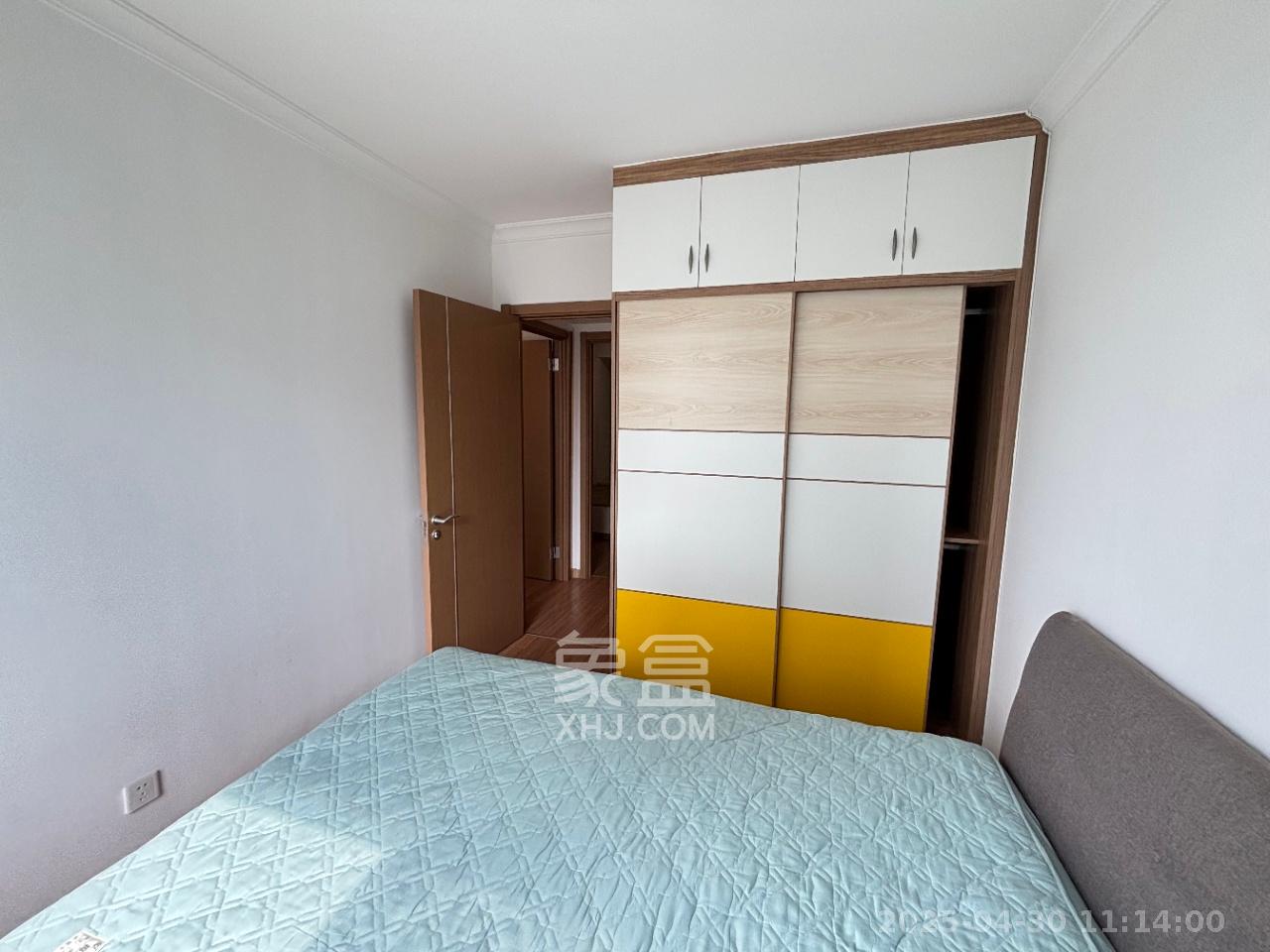 万科魅力之城  3室2厅2卫    2600.0元/月 万科魅力之城  3室2厅2卫    2600.0元/月室内图