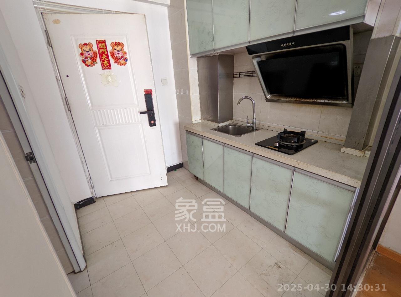 西子一间  1室1厅1卫   1600.00元/月室内图