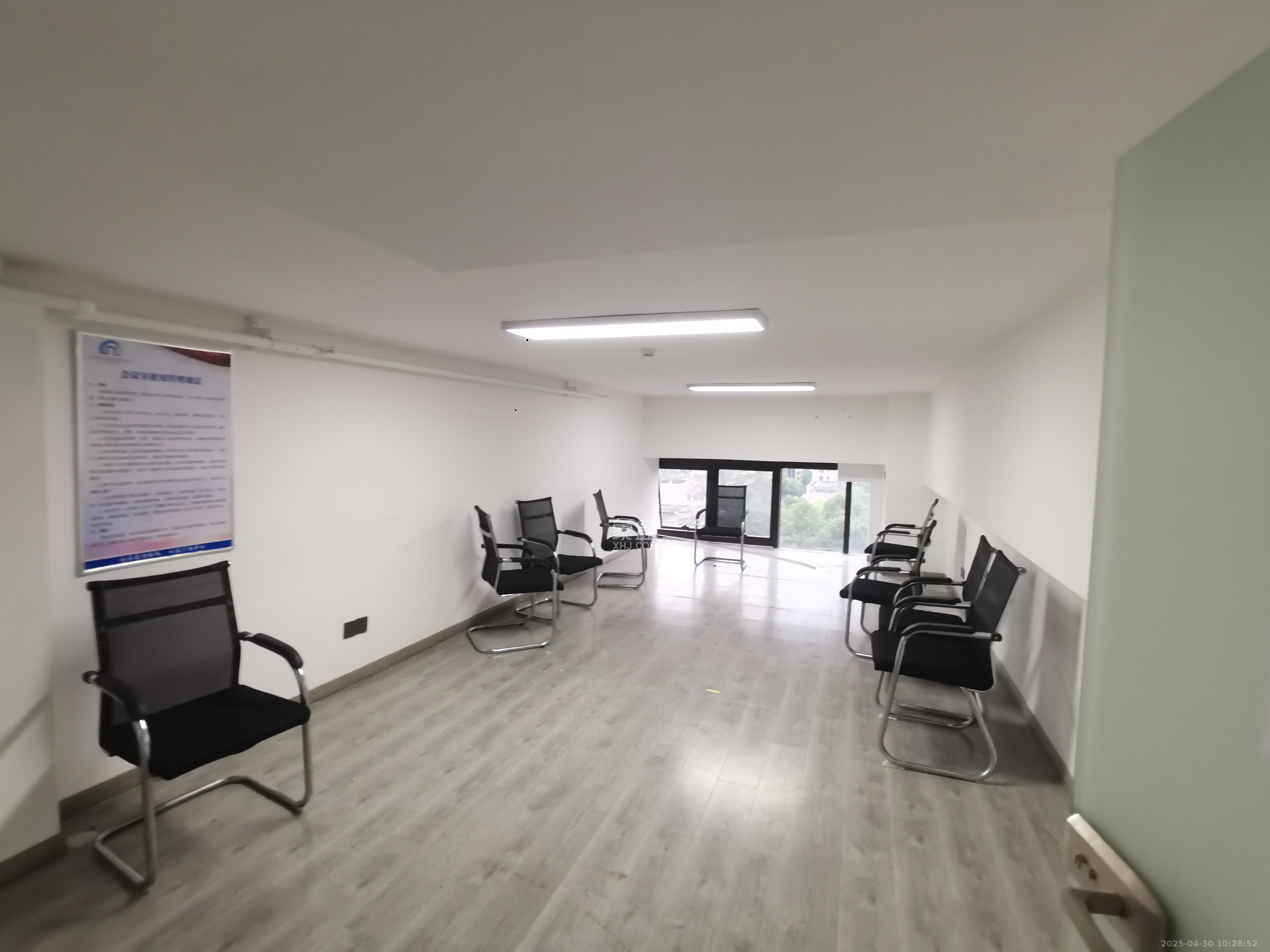 建发央玺(建发泱玺雅苑) 1室1厅1卫 1600.0元/月 建发央玺(建发泱玺雅苑) 1室1厅1卫 1600.0元/月室内图