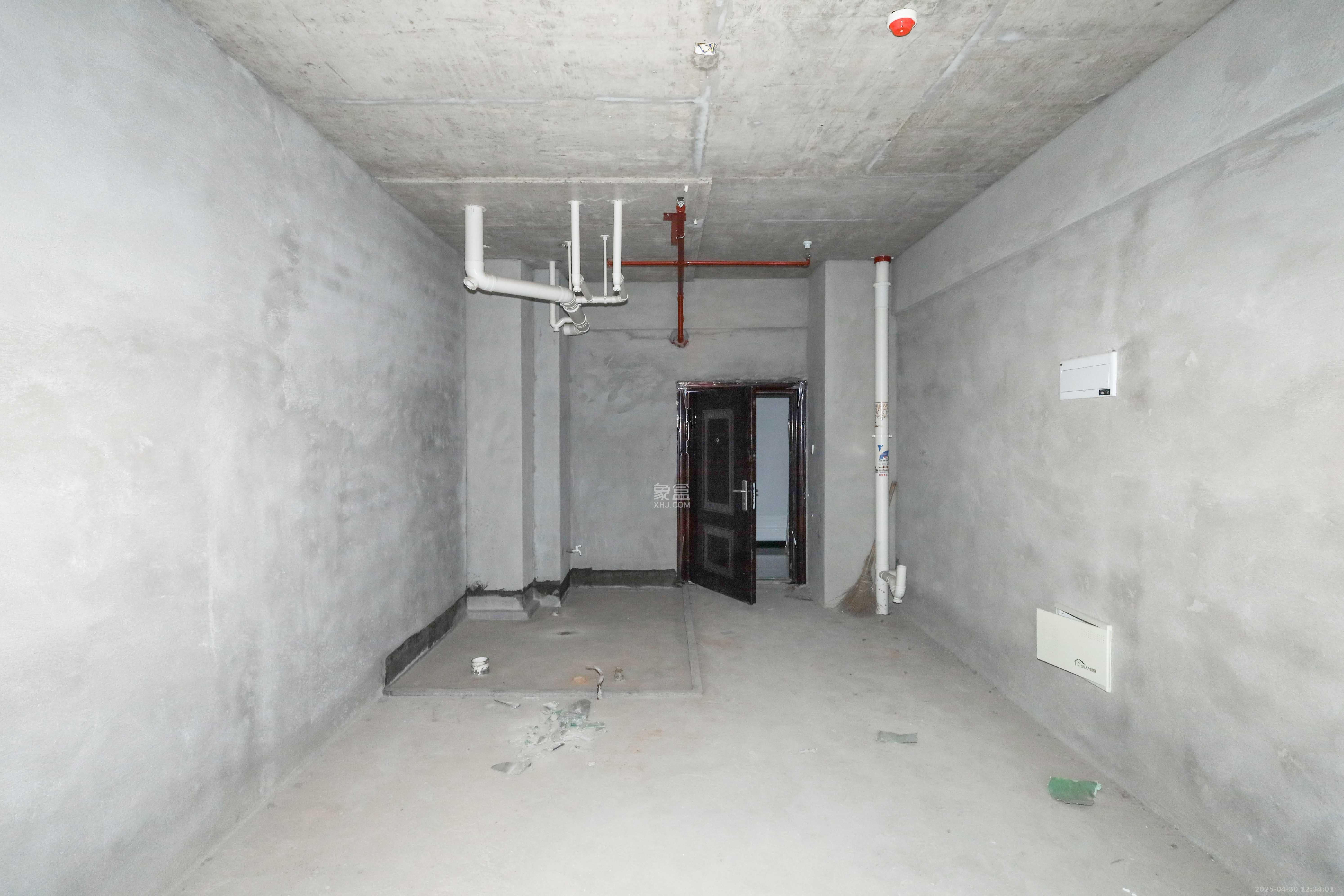 梅溪湖家居建材城  1室1厅1卫    27.0万客厅