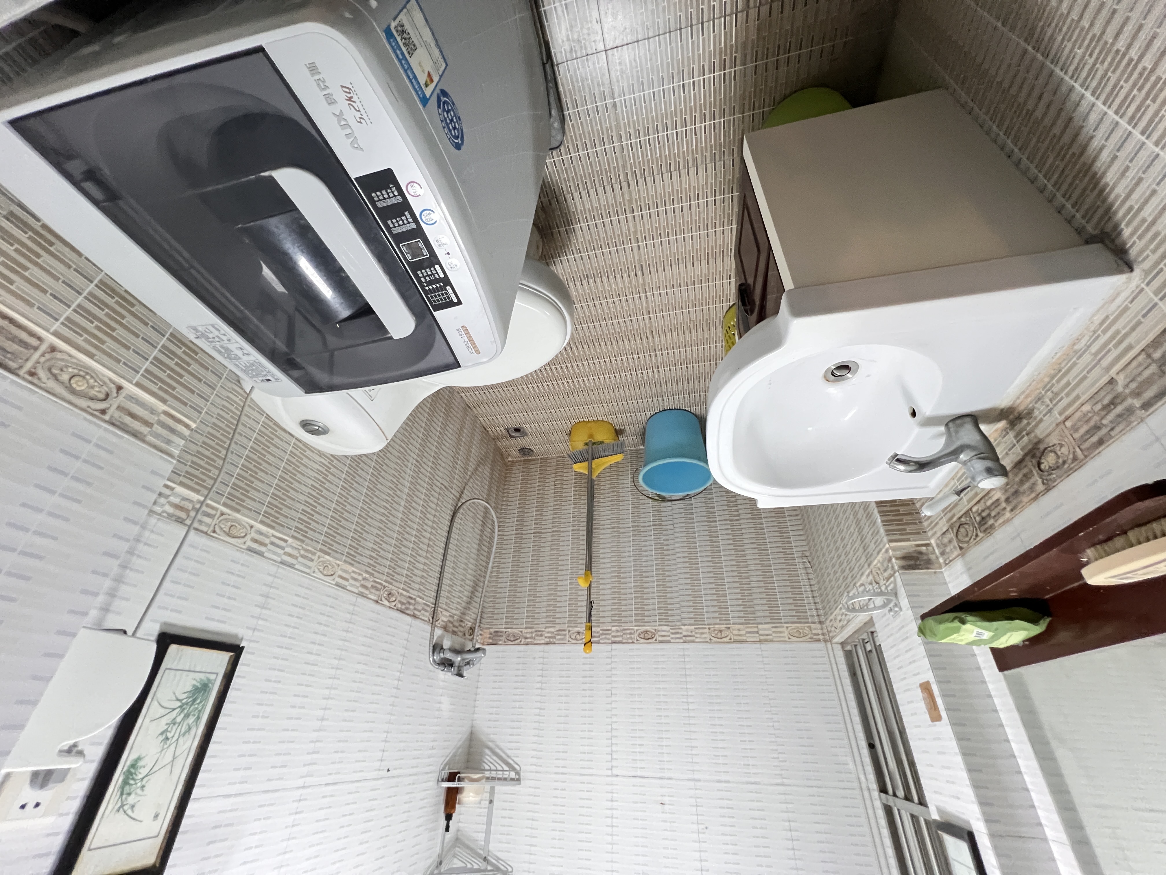 蔚兰天成  1室0厅1卫   1300.00元/月室内图