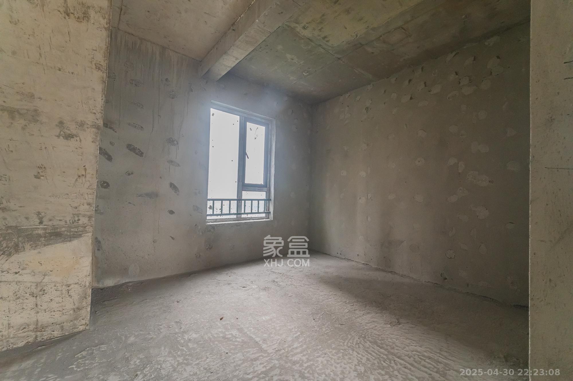 中梁正荣府 5室2厅2卫 119.6万 中梁正荣府 5室2厅2卫 119.6万其他