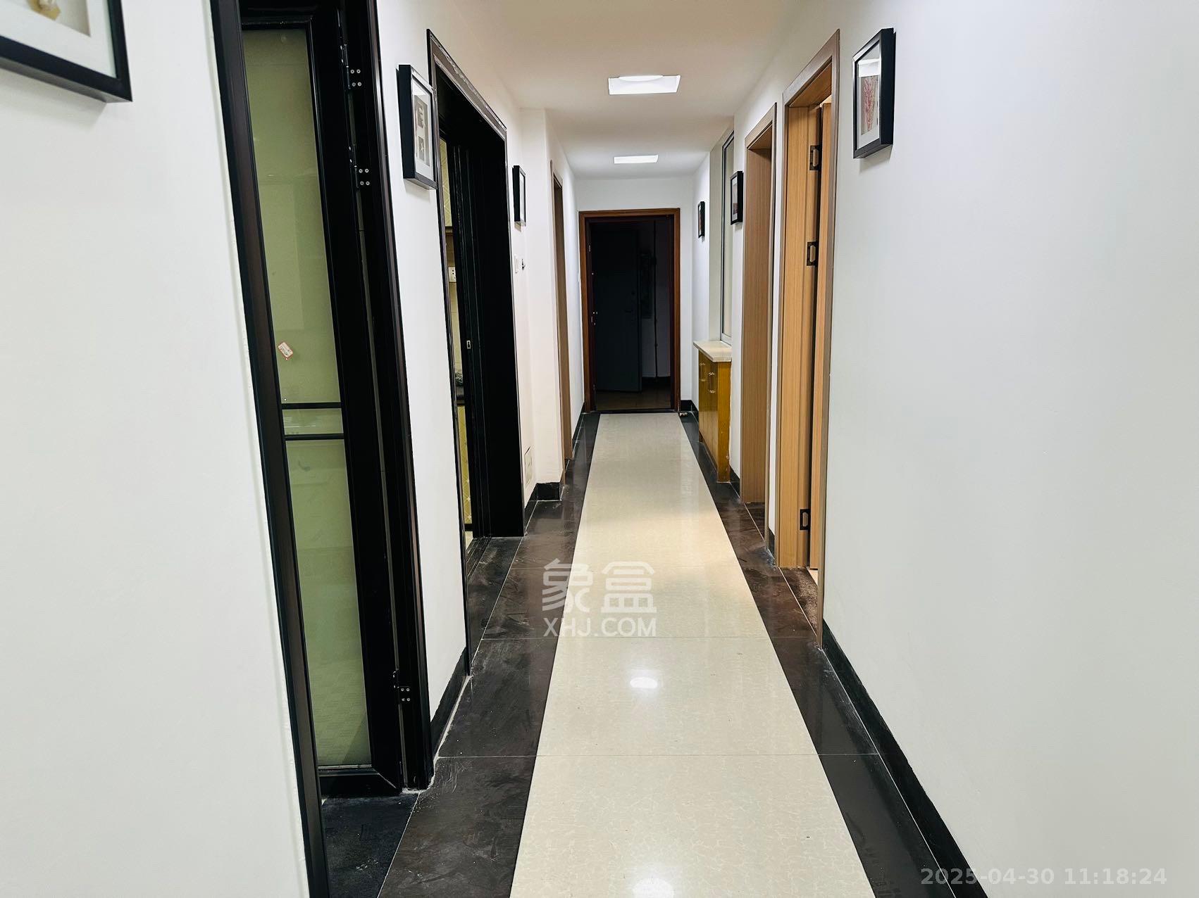 高桥现代商贸城  3室2厅1卫    3000.0元/月 高桥现代商贸城  3室2厅1卫    3000.0元/月室内图