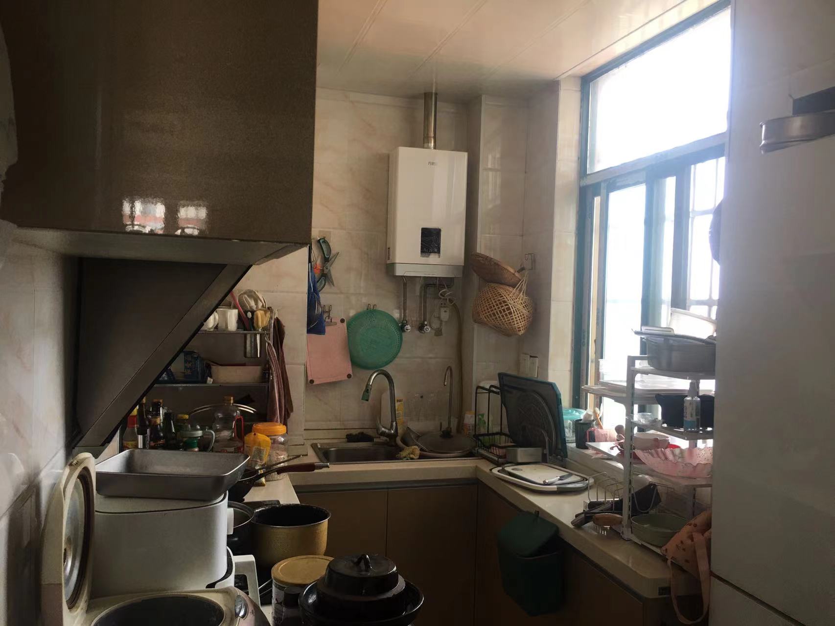 品阁 3室2厅2卫 2000.0元/月 品阁 3室2厅2卫 2000.0元/月室内图