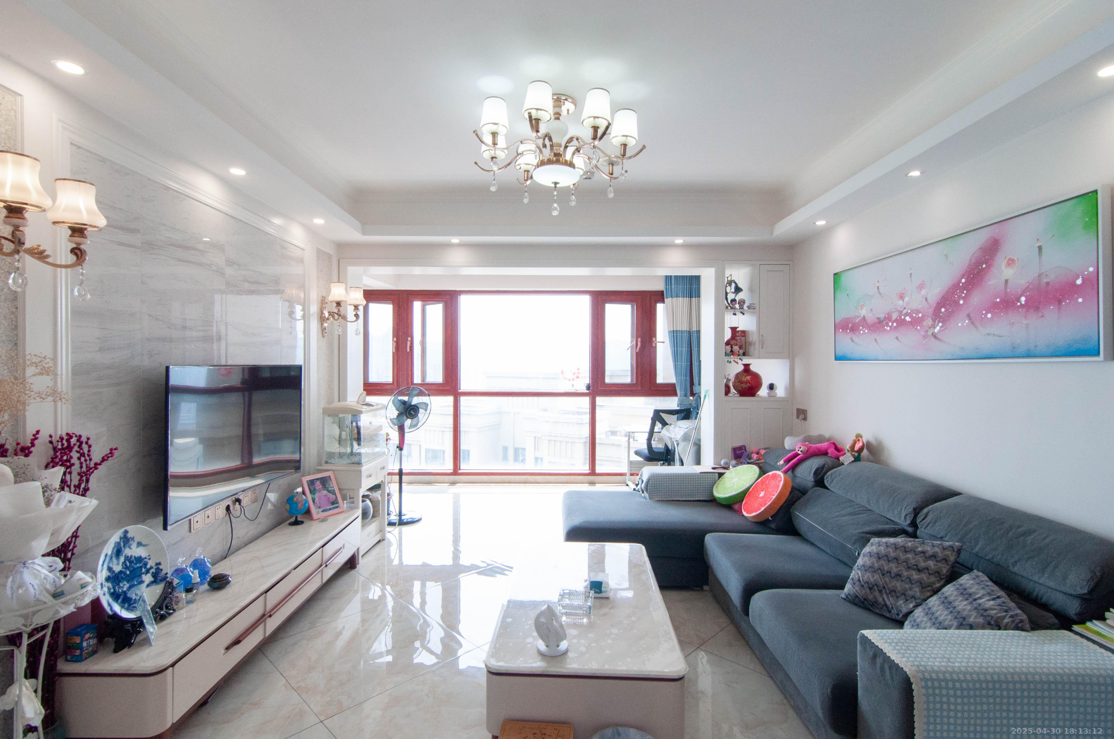 中建梅溪湖中心  4室2厅2卫    185.0万 中建梅溪湖中心  4室2厅2卫    185.0万