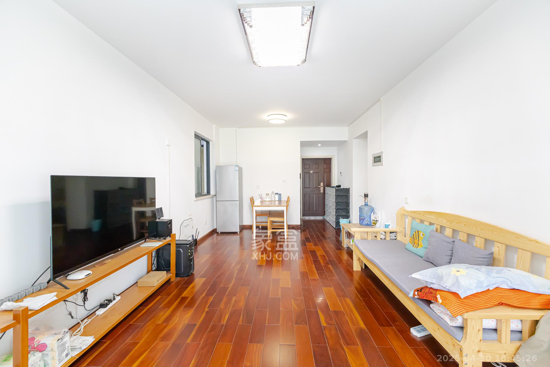 明发国际城 2室1厅1卫 68.8万 明发国际城 2室1厅1卫 68.8万客厅