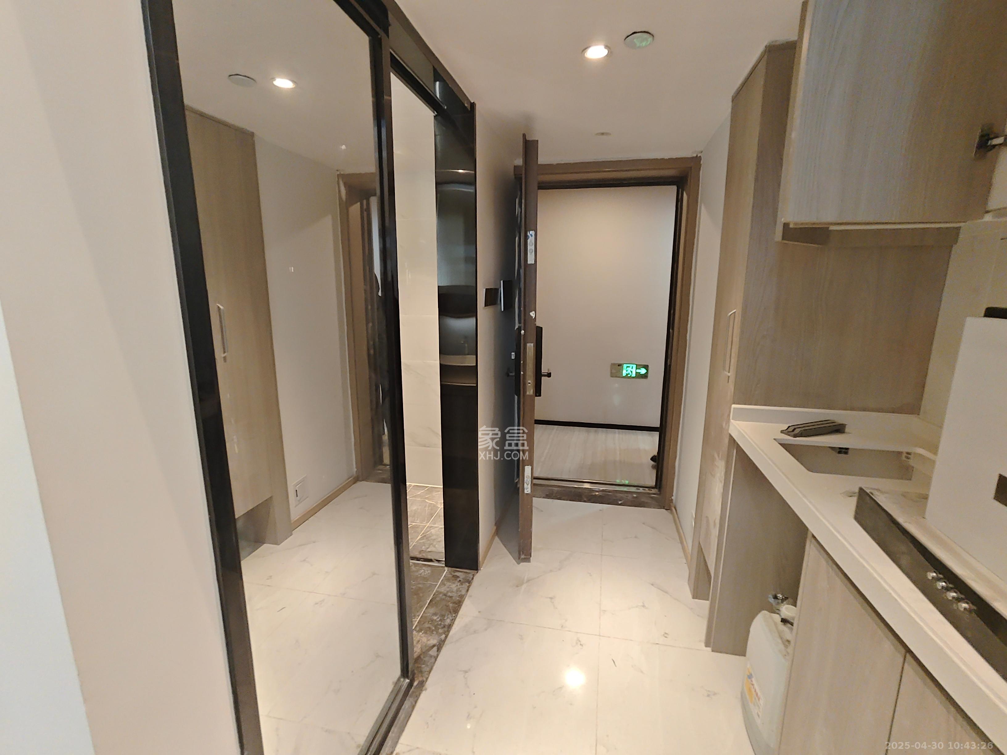 正荣梅溪紫阙台  1室1厅1卫    2000.0元/月 正荣梅溪紫阙台  1室1厅1卫    2000.0元/月室内图1